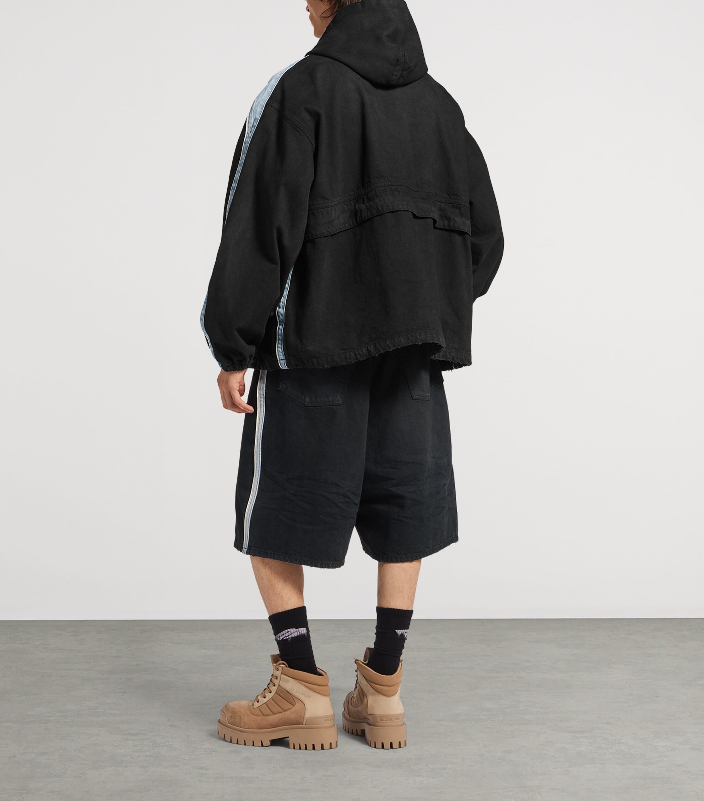 Balenciaga Mens Oversized Contrast-Detail Denim Jacket Image 3