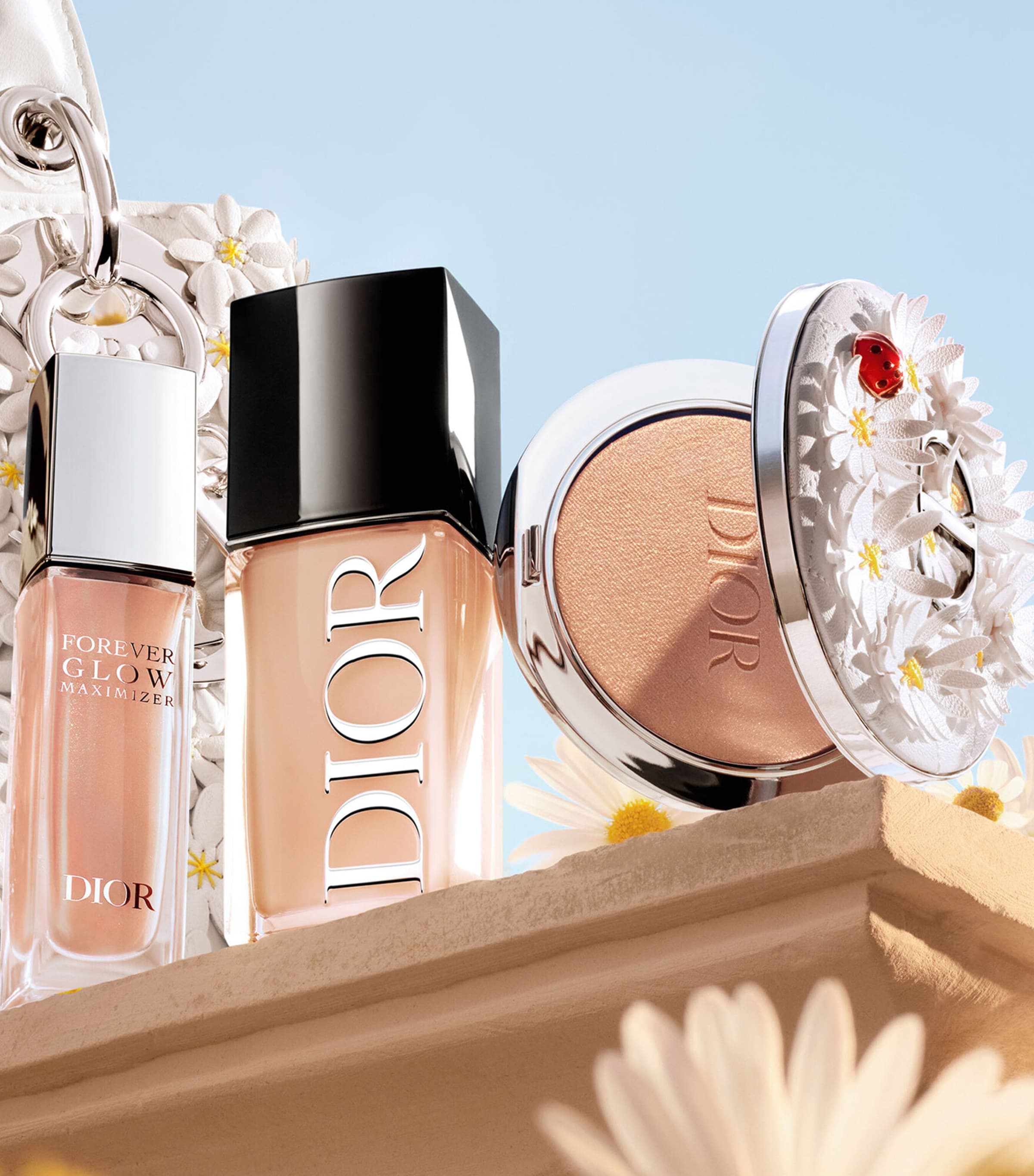 DIOR Limited Edition Dior Forever Glow Luminizer Pink Image 3