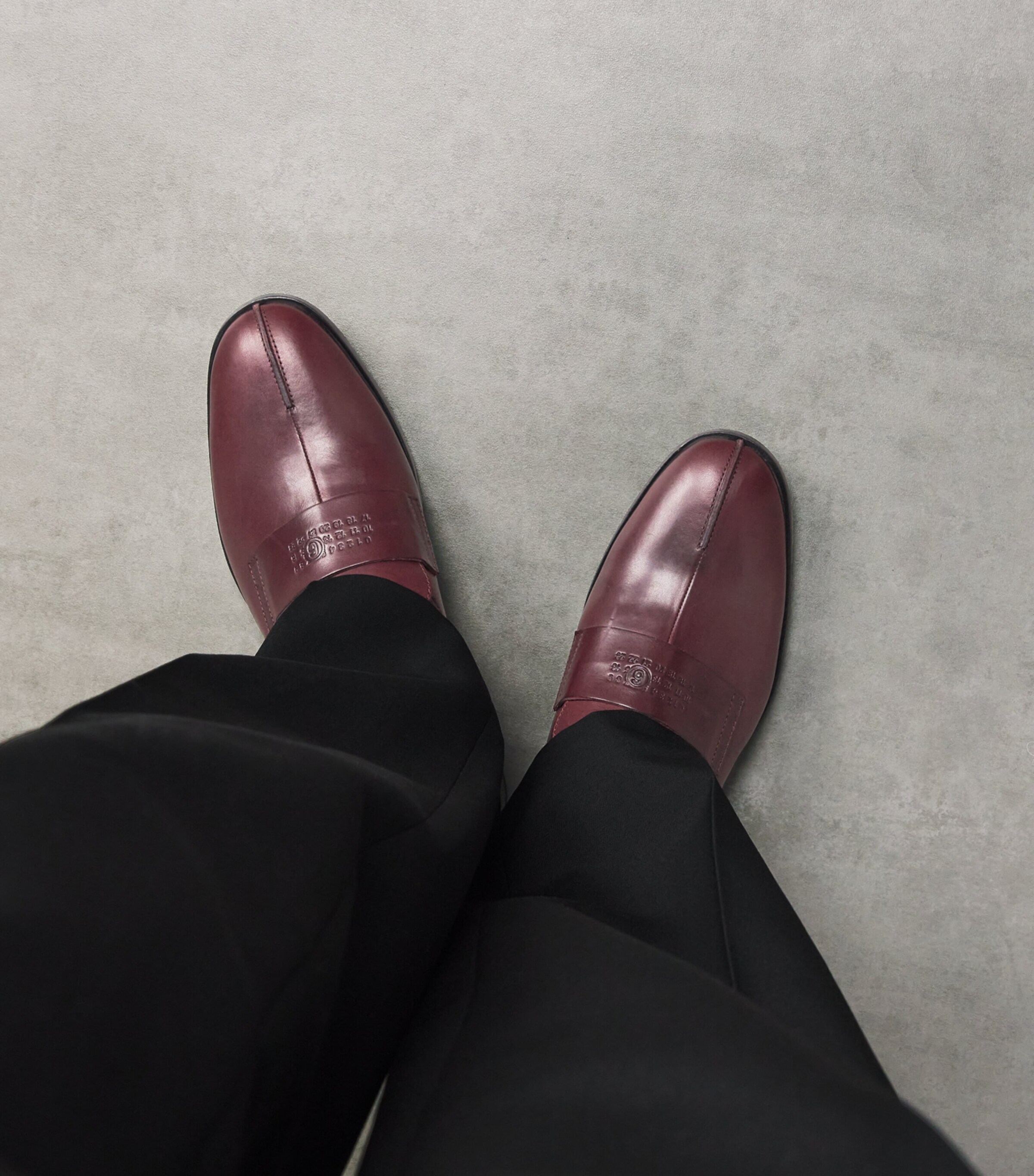 Leather Slip-On Loafers T2353 - BLACK Image 2