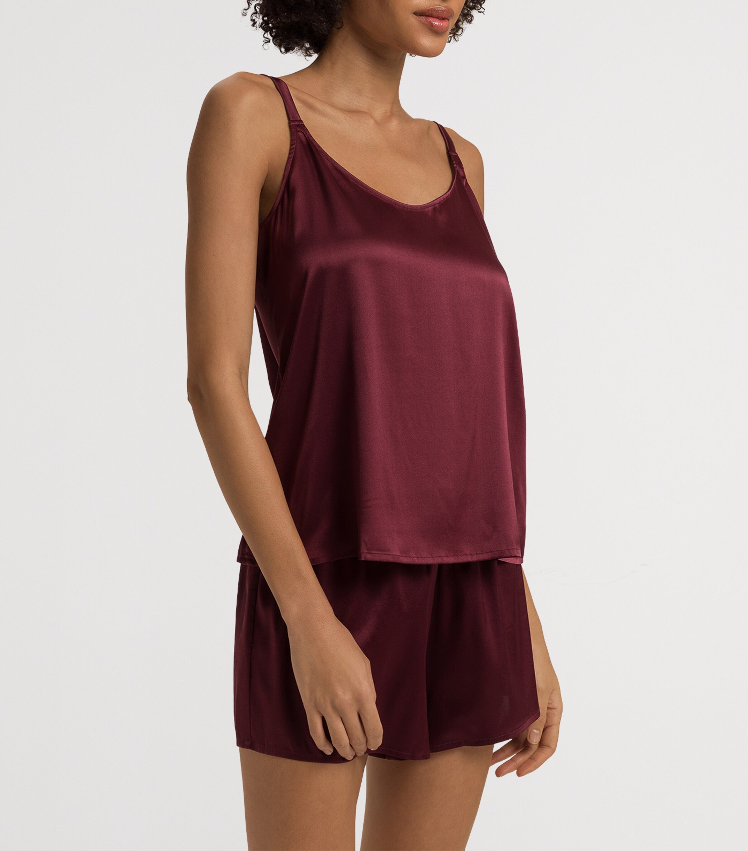 Hanro Stretch-Silk Grand Central Spaghetti Top | Women Clothing | Loungewear | Lounge Bottoms | Designers | Hanro | Nightwear Hanro Stretch-Silk Grand Central Spaghetti Top | Women Clothing | Loungewear | Lounge Bottoms | Designers | Hanro | Nightwear