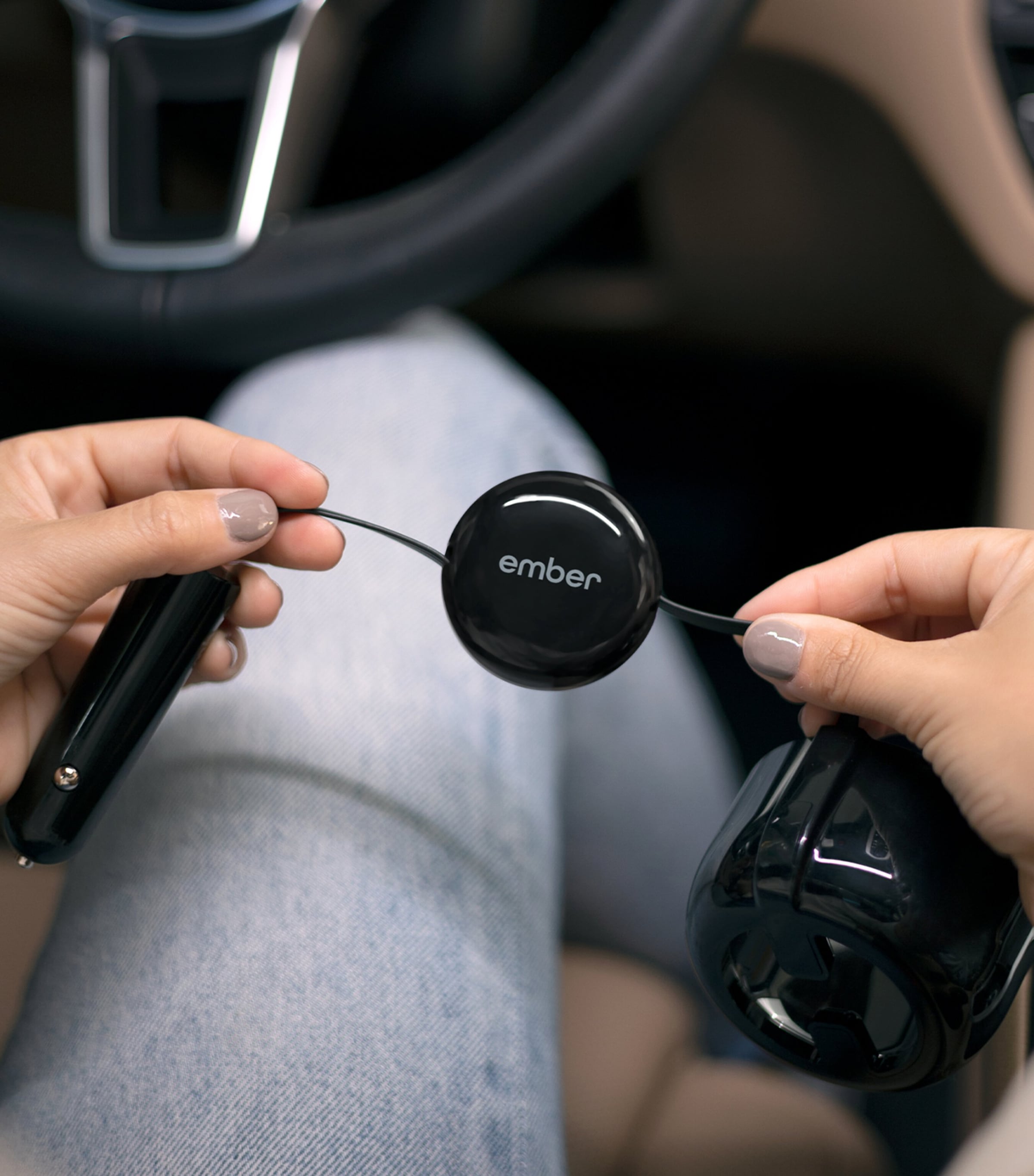 Travel Mug Car Charger BLACK Image 4