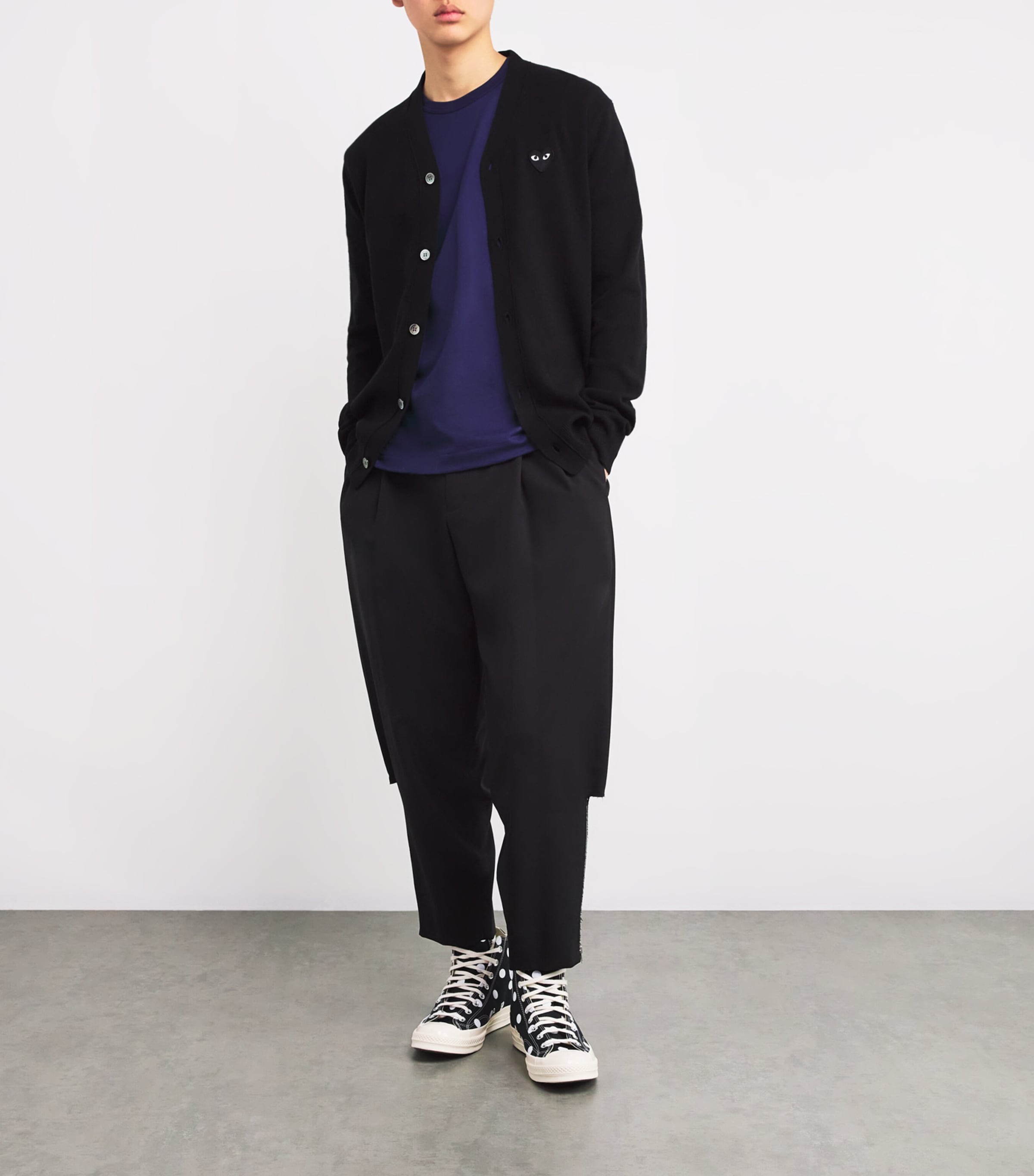 Heart Logo T-Shirt NAVY Image 2