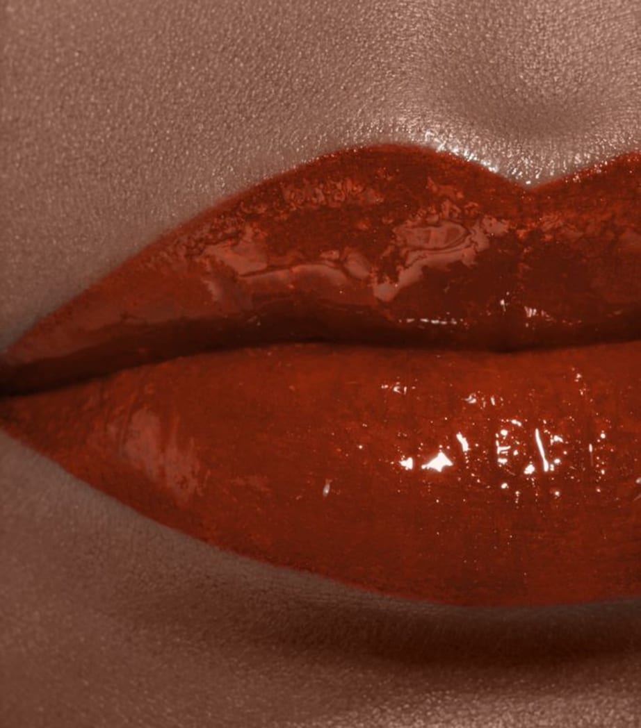 Le Rouge Duo Ultra Tenue Liquid Lip Colour 176 BURNING RED Image 4