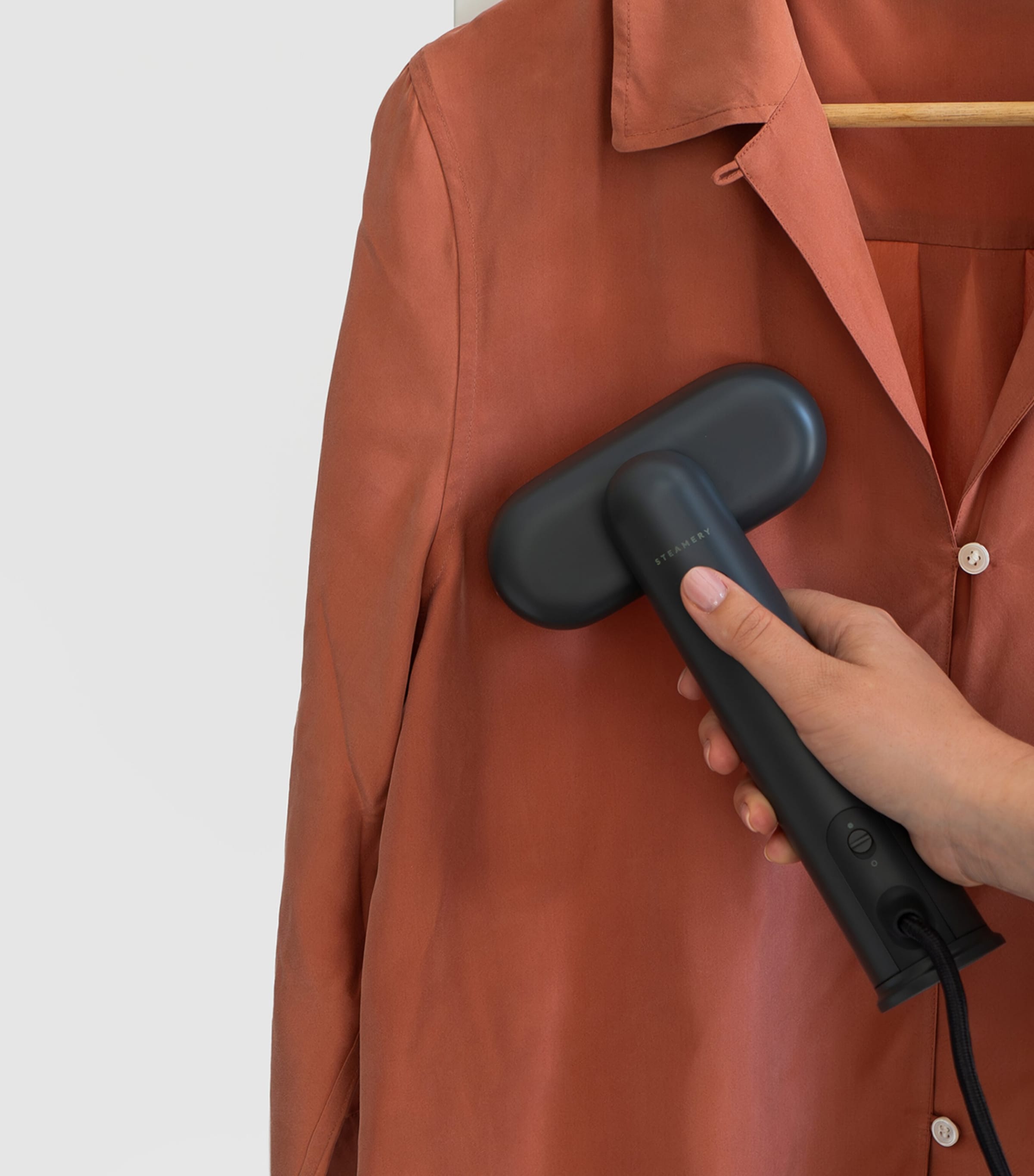 Cirrus Lite Handheld Travel Steamer CHARCOAL Image 5