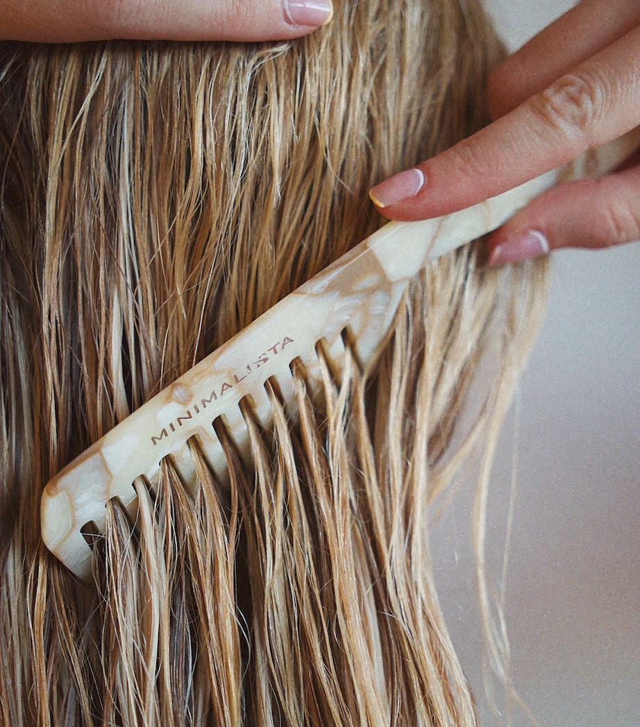 The Classic Comb NO COLOUR Image 4