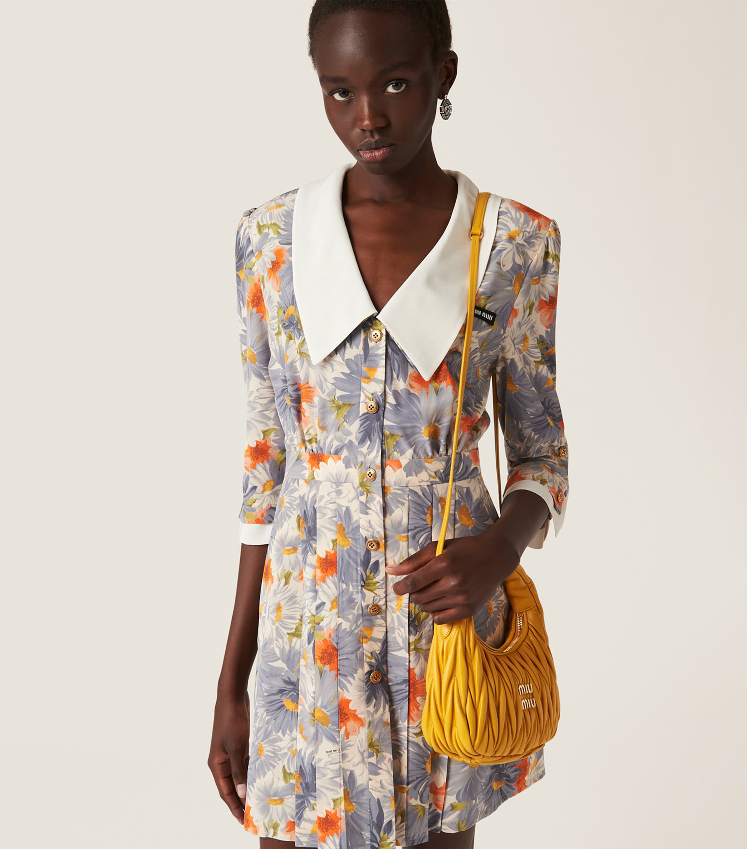 Small Matelassé Leather Wander Top-Handle Bag F065Y Image 4