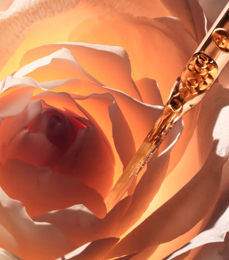 Prestige La Micro-Huile de Rose Activated Serum (50ml) ROSE GOLD Image 5