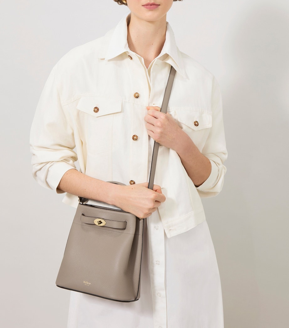 Leather Islington Bucket Bag CASHMERE TAUPE Image 2