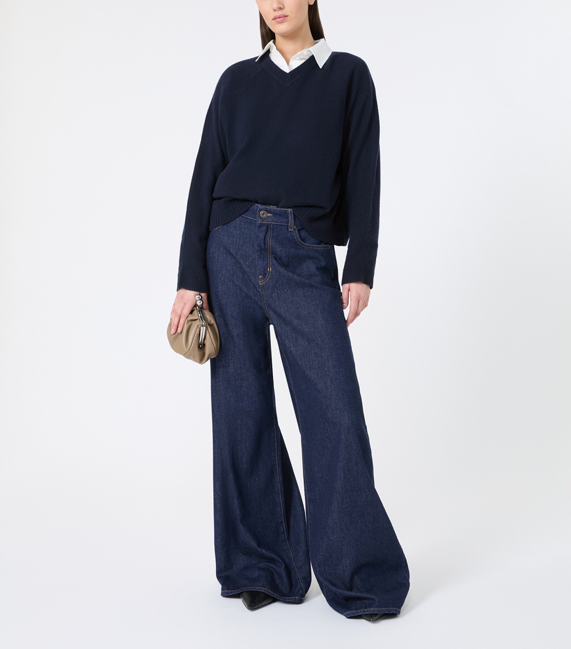 Weekend Max Mara Womens Cashmere V-Neck Sweater Navy Image 5