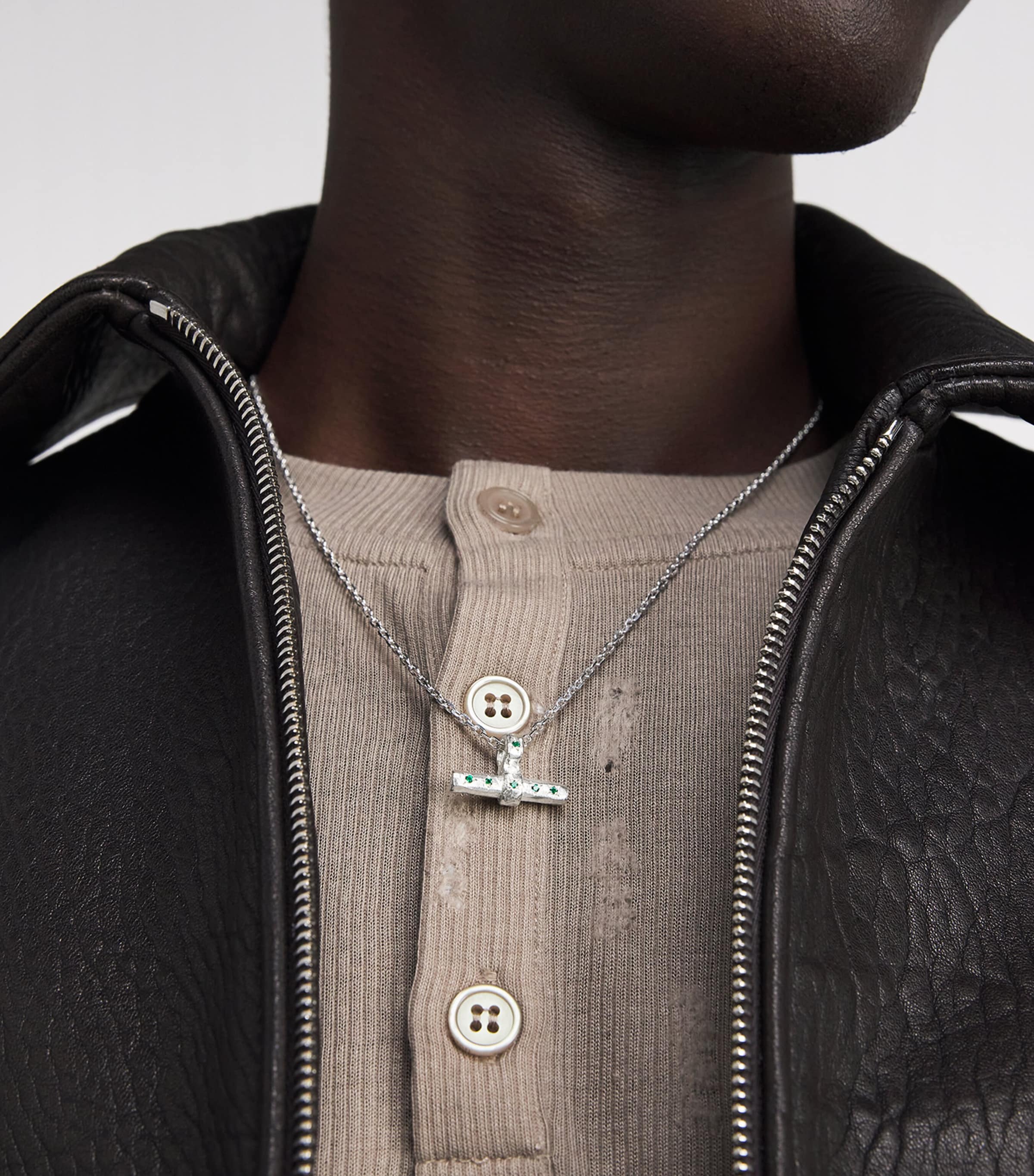 Sterling Silver and Emerald T-Bar Necklace GREEN Image 2