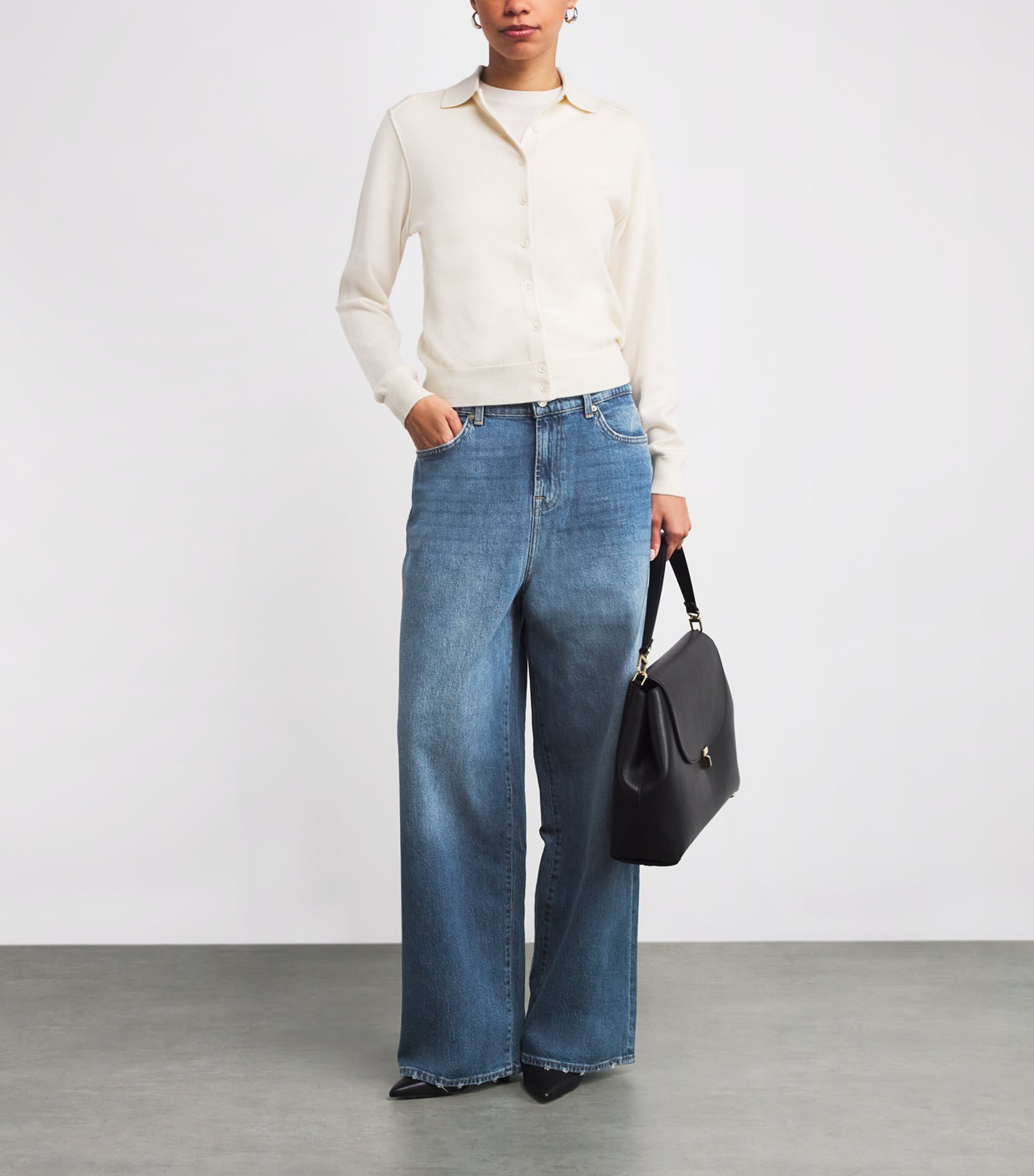 Low Straight Jeans EXPLORER Image 2