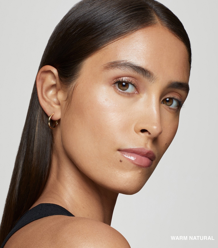 Intensive Serum Foundation SPF 40 WARM NATURAL Image 4