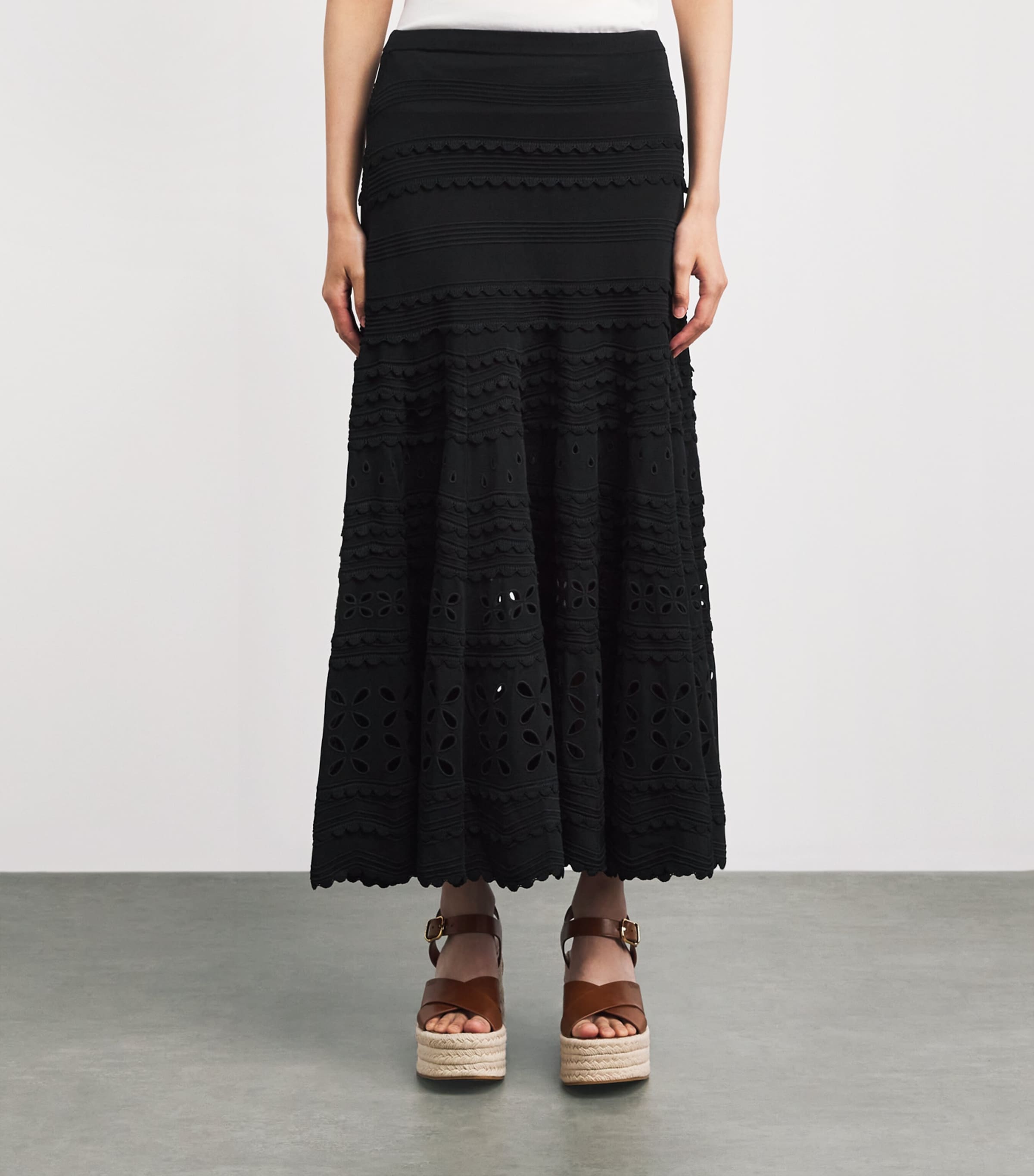 Ulla Johnson Womens Eyelet-Knit Annisa Midi Skirt Noir Image 4