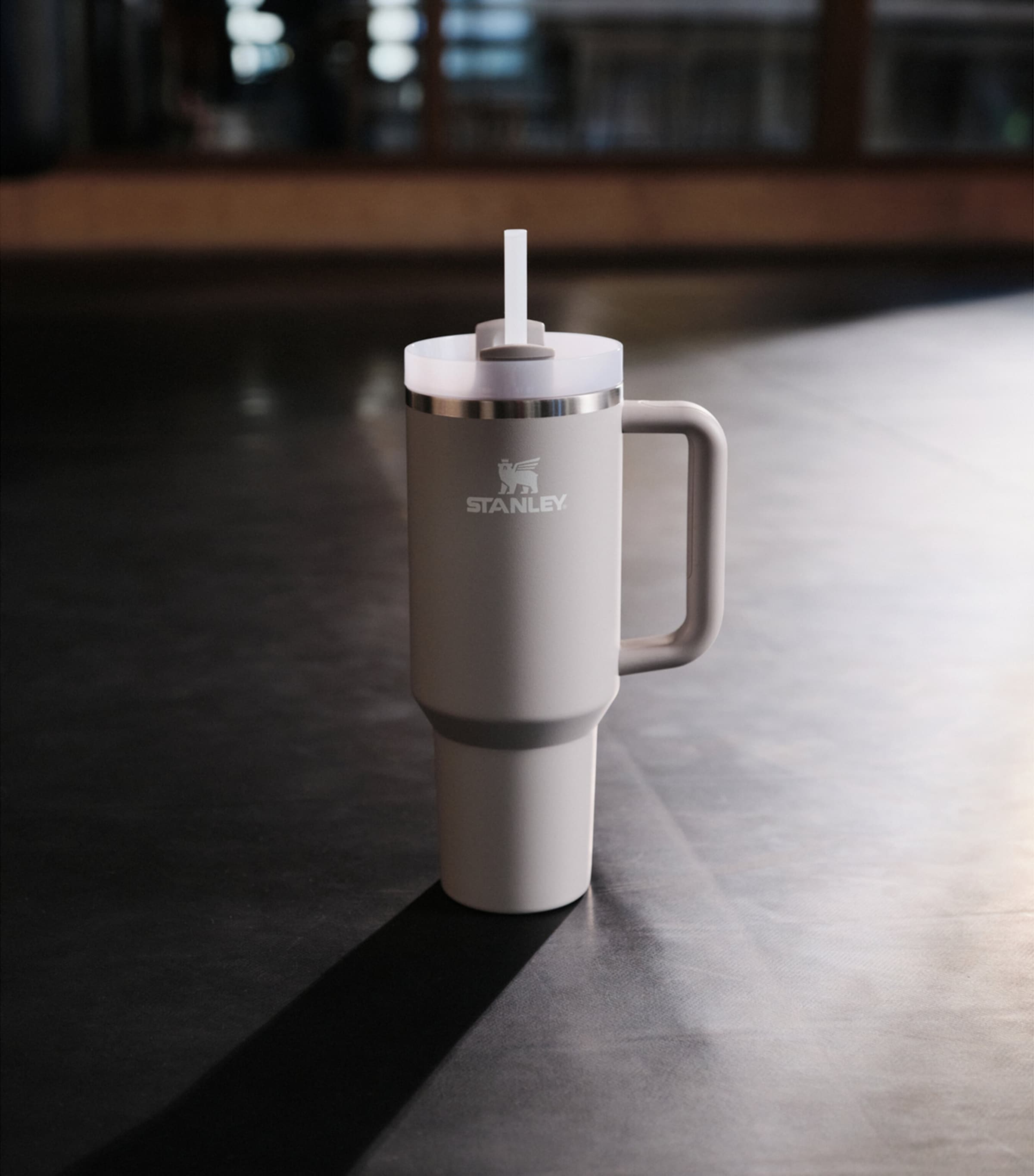 Quencher H2.0 Flowstate Tumbler (1.18L) ASH Image 3