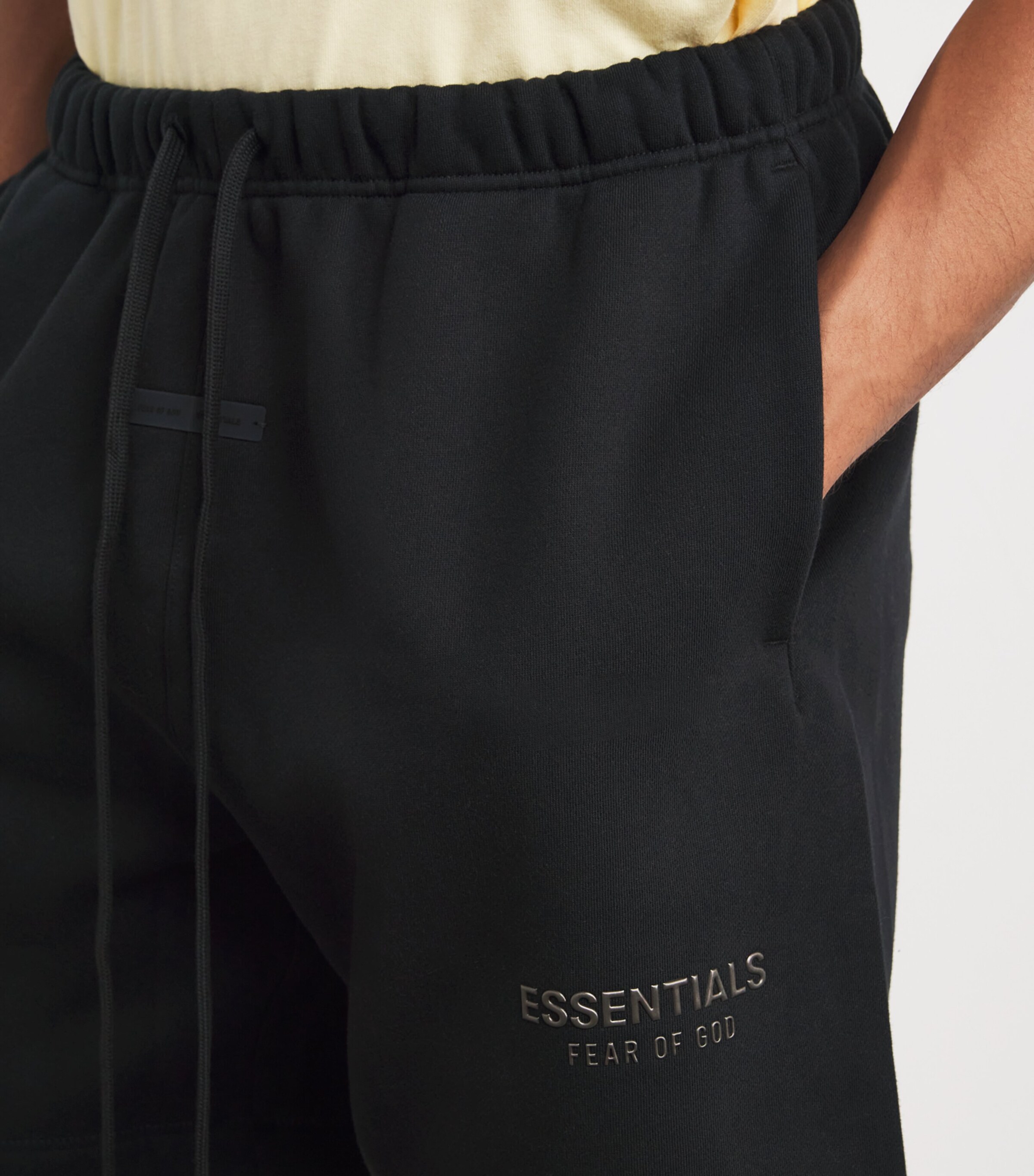 FEAR OF GOD ESSENTIALS Mens Cotton-Blend Logo Sweatshorts Jet Black Image 6