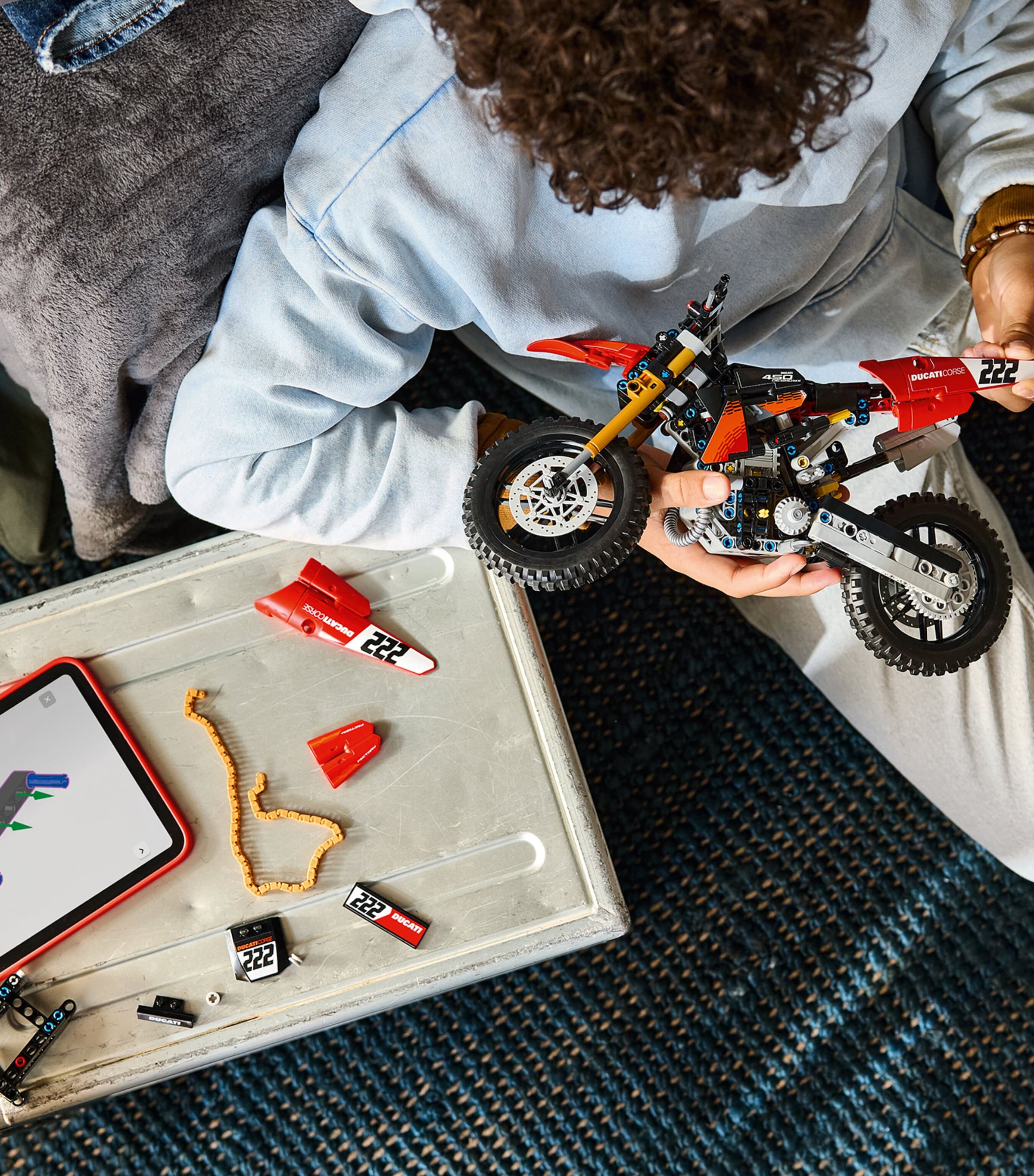 Lego Ducati Desmo450 MX Factory Motorcycle 42238 Image 3
