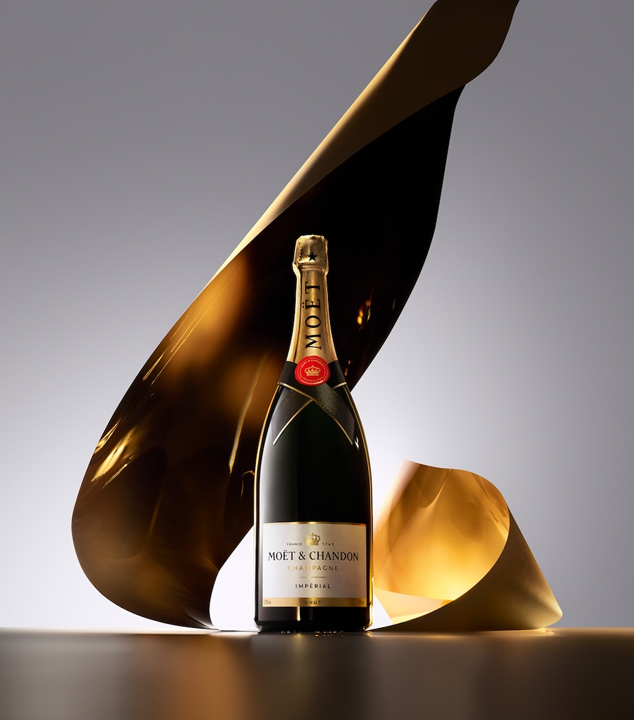 Brut Impérial Non-Vintage Champagne (75cl) - Champagne, France NO COLOUR Image 6