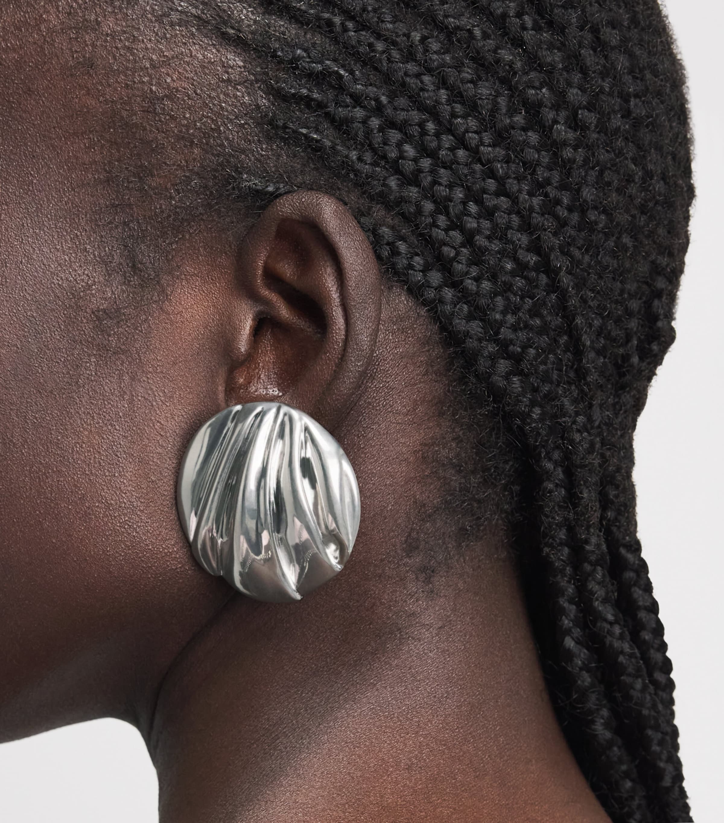 Chloé Pleats Clip-On Earrings Silver Image 2