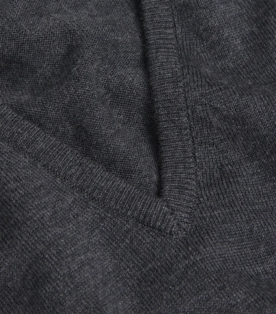 Merino Wool V-Neck Sweater Vest CHARCOAL Image 5