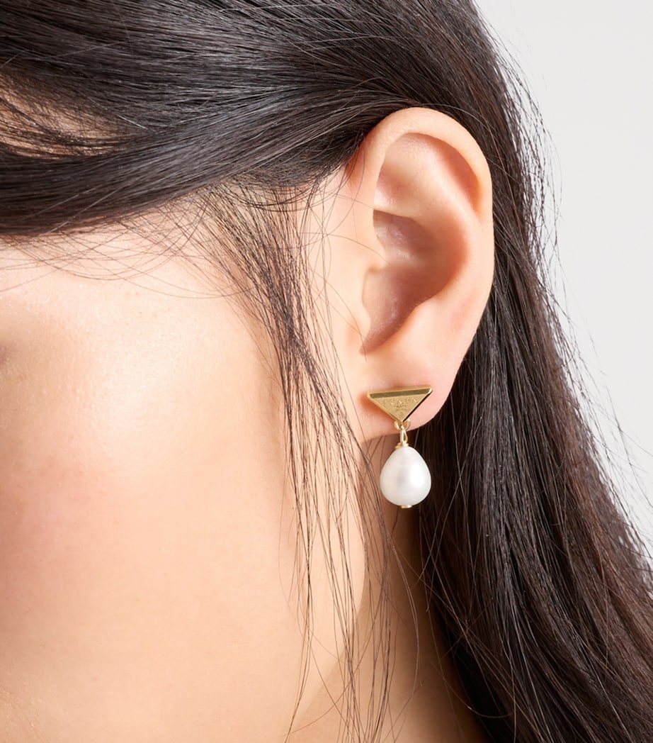 Prada Pearl Triangle Stud Earrings Gold/silver Image 2