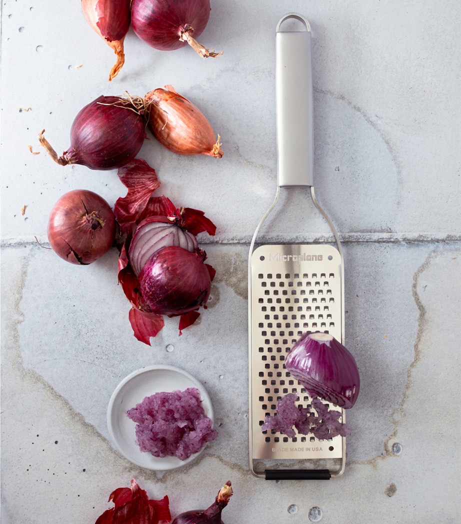 Microplane Stainless Steel Professional Coarse Grater Stainless Steel Image 4