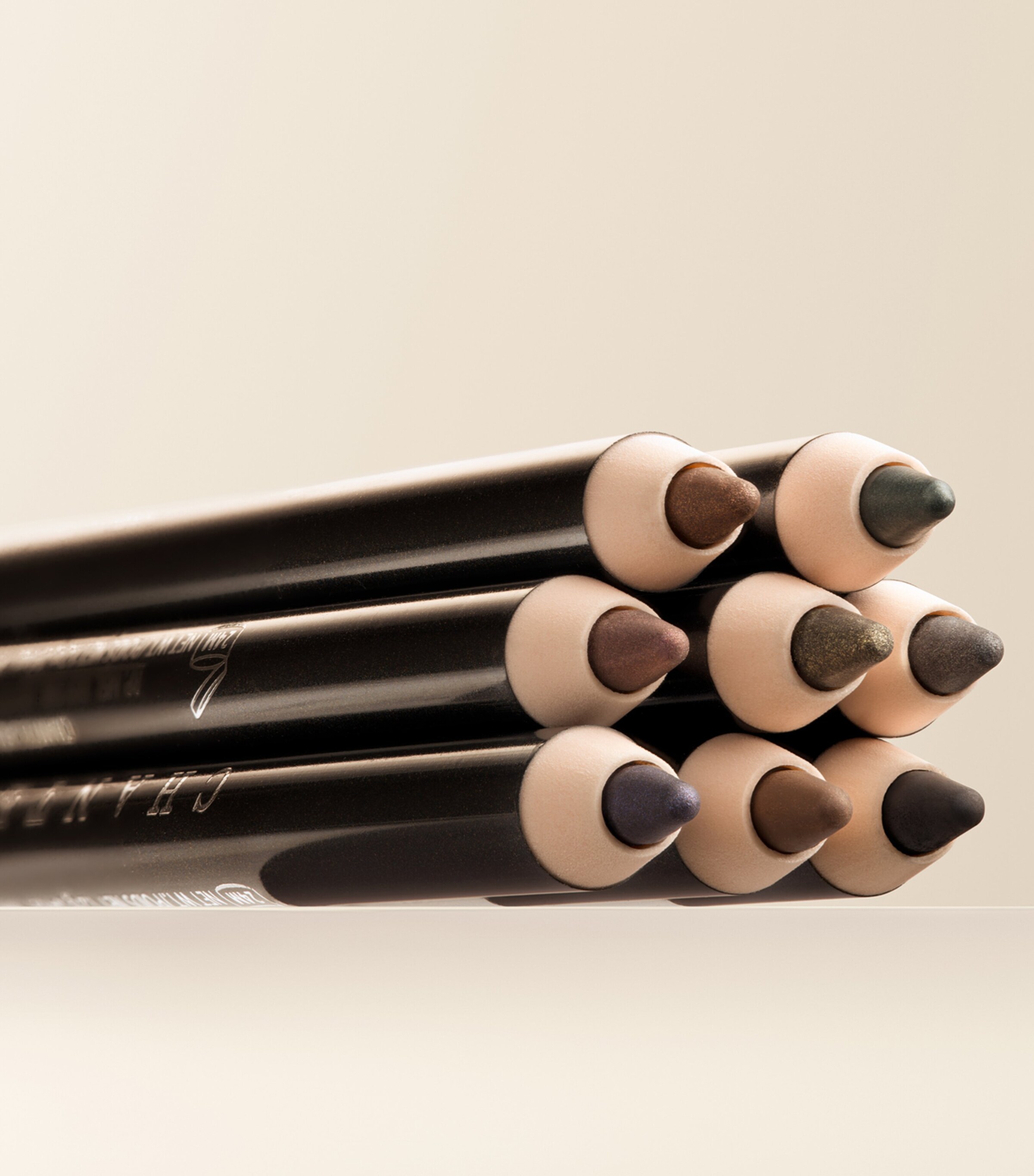 Chantecaille Luster Glide Eye Liner Olive Brocade Image 3