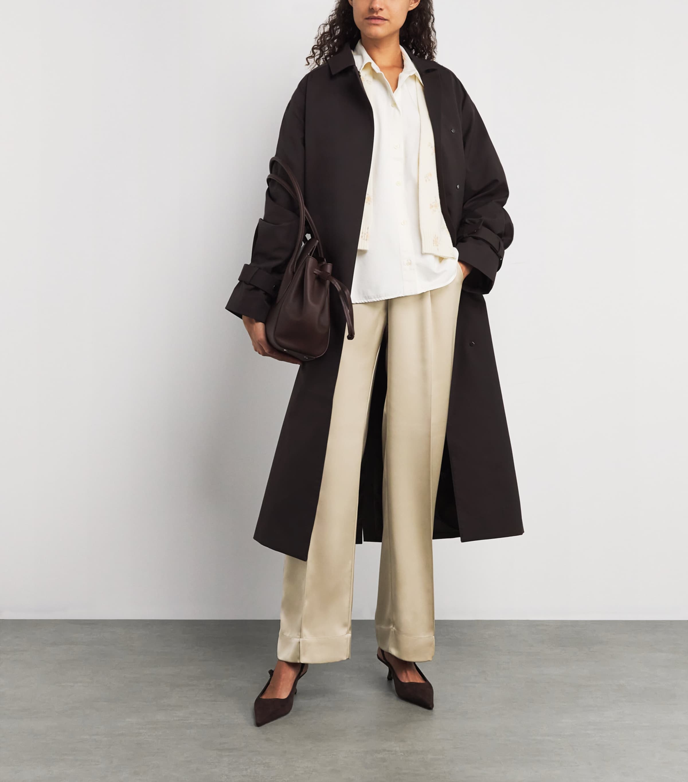 Satin Straight Trousers BEIGE Image 2