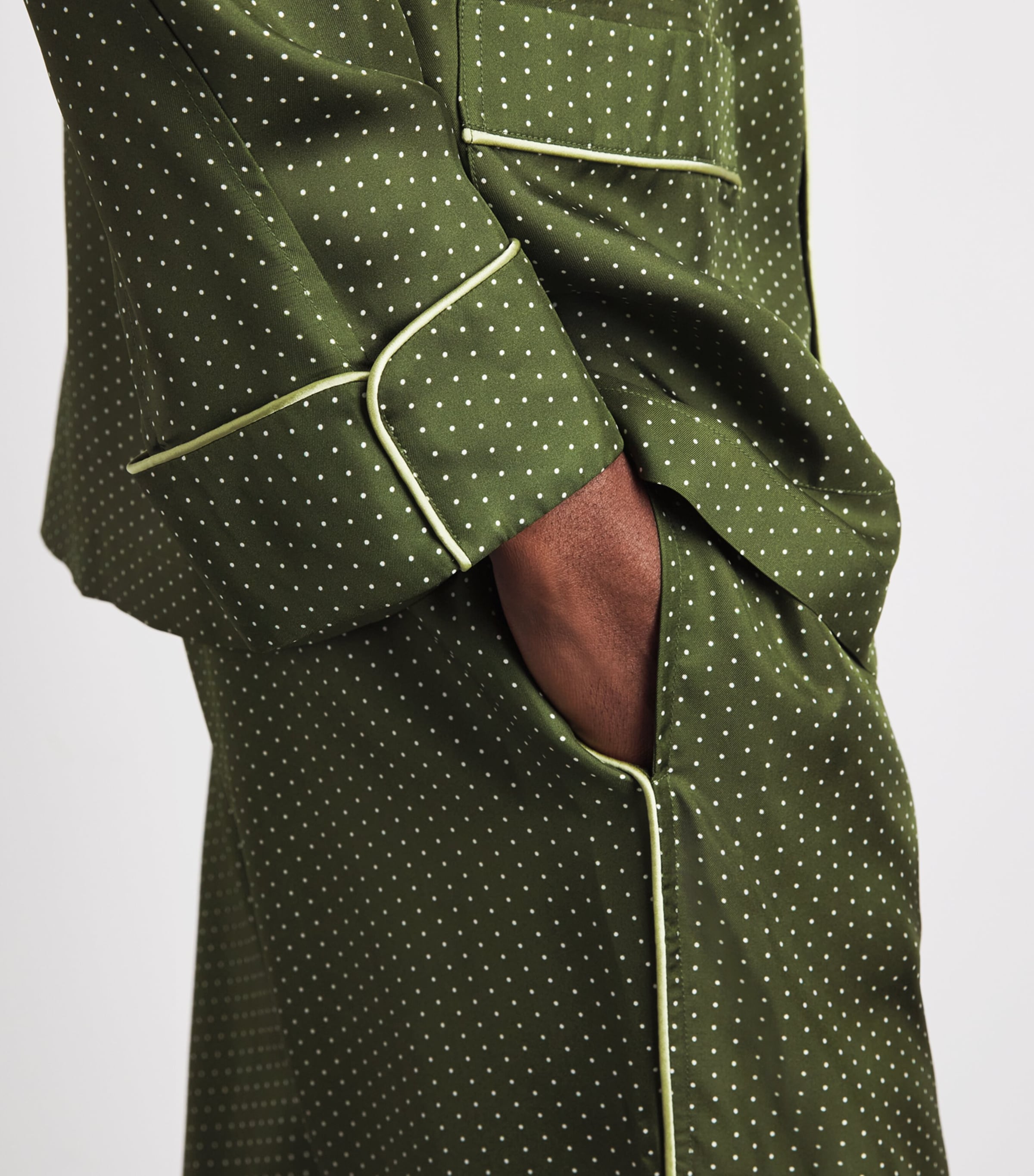 Olivia von Halle Mens Silk Twill Polka Dot Laurent Pyjama Set Dorian Image 5
