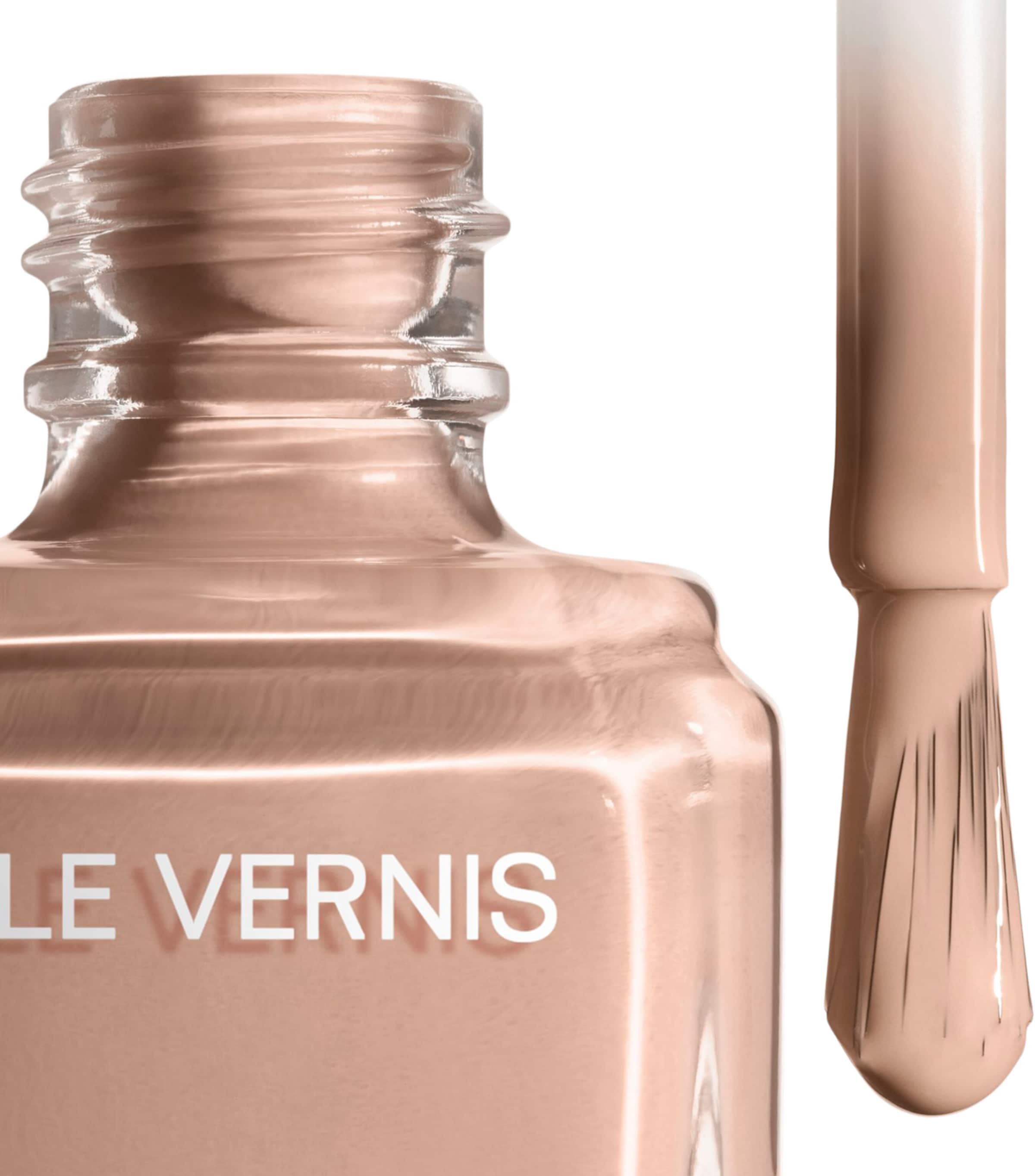 CHANEL LE VERNIS Longwear Nail Colour (13ml) Garconne Image 2