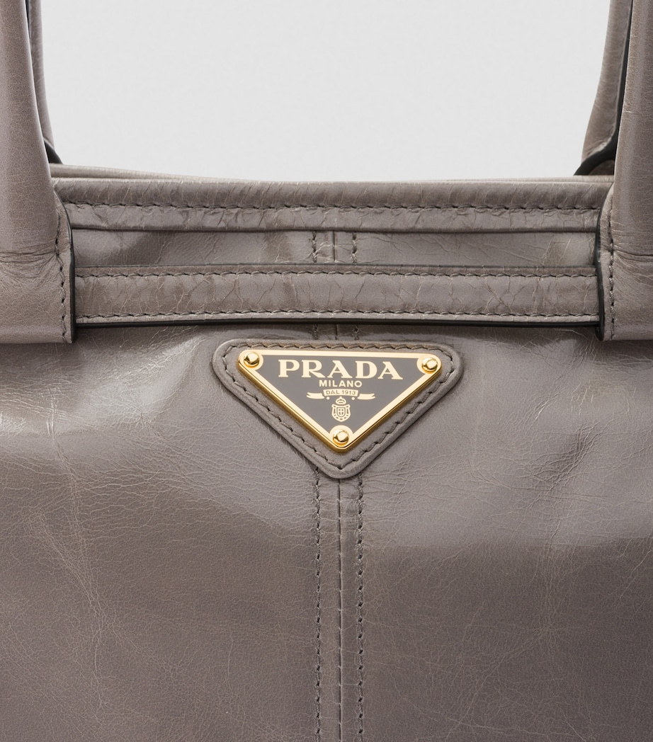 Medium Leather Shoulder Bag F03SF Image 5