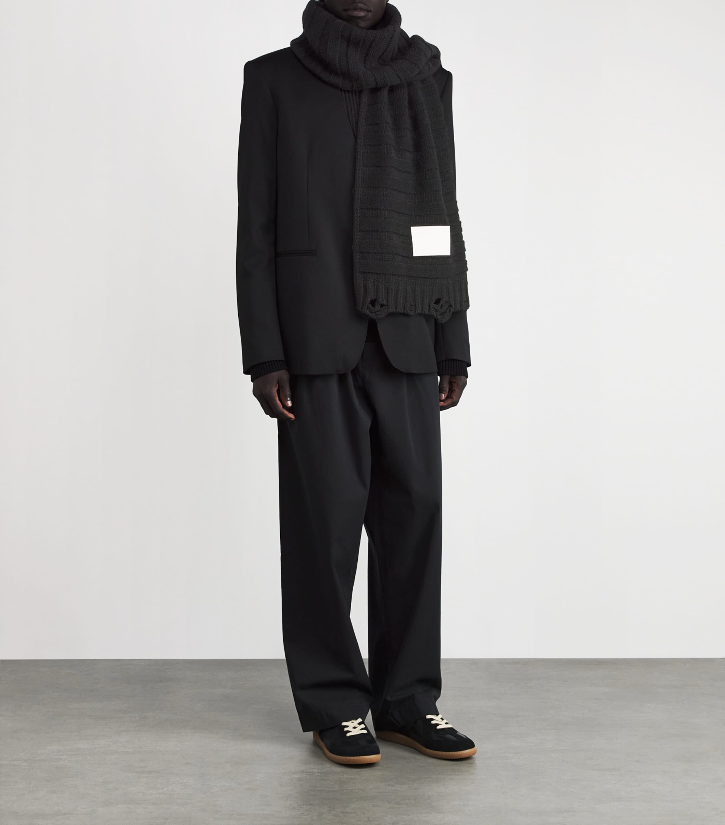 Wool-Blend Distressed Scarf 900 - BLACK Image 2