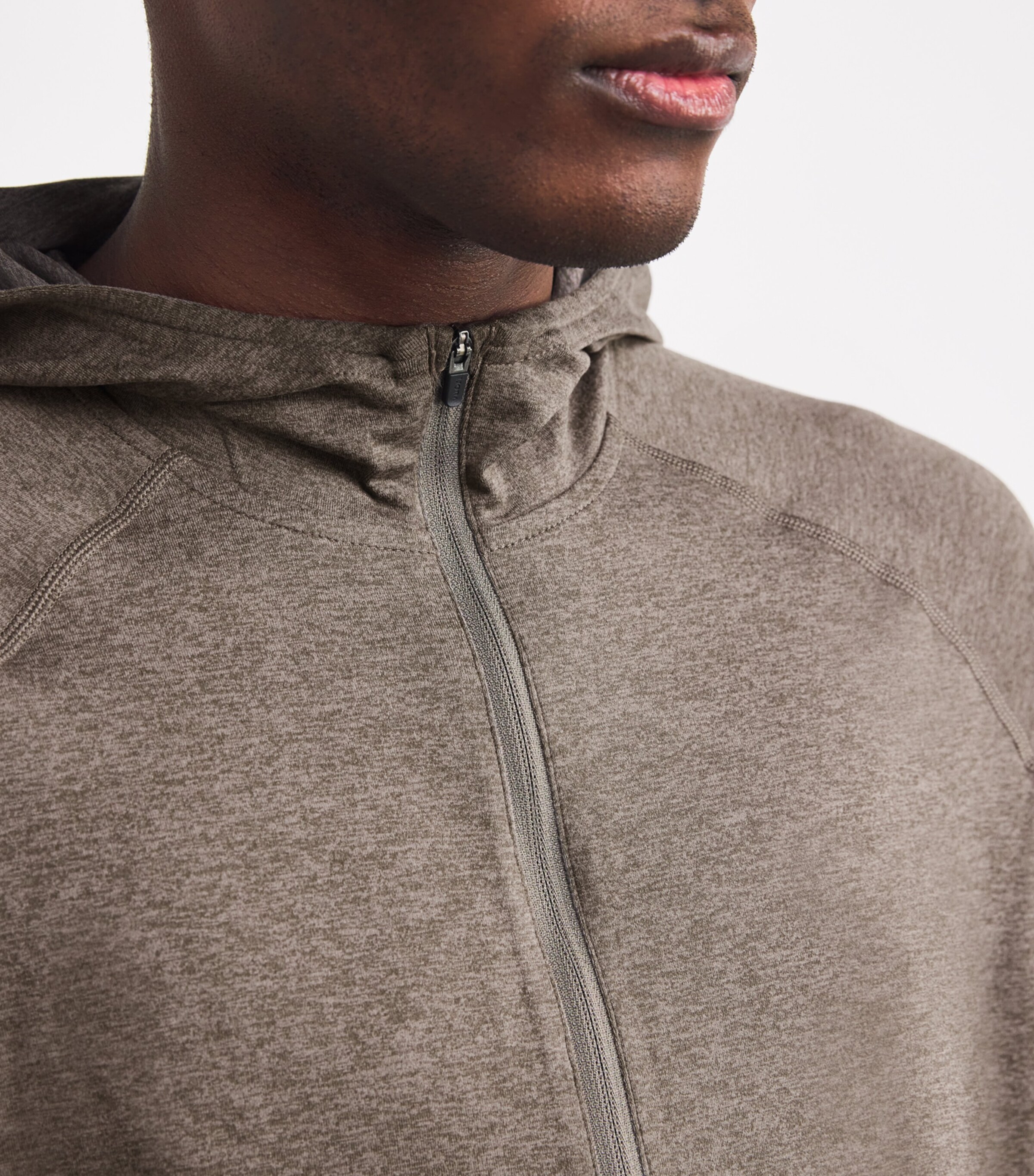VUORI Mens DreamKnit Ponto Performance Hoodie Warm Grey Heather Image 6