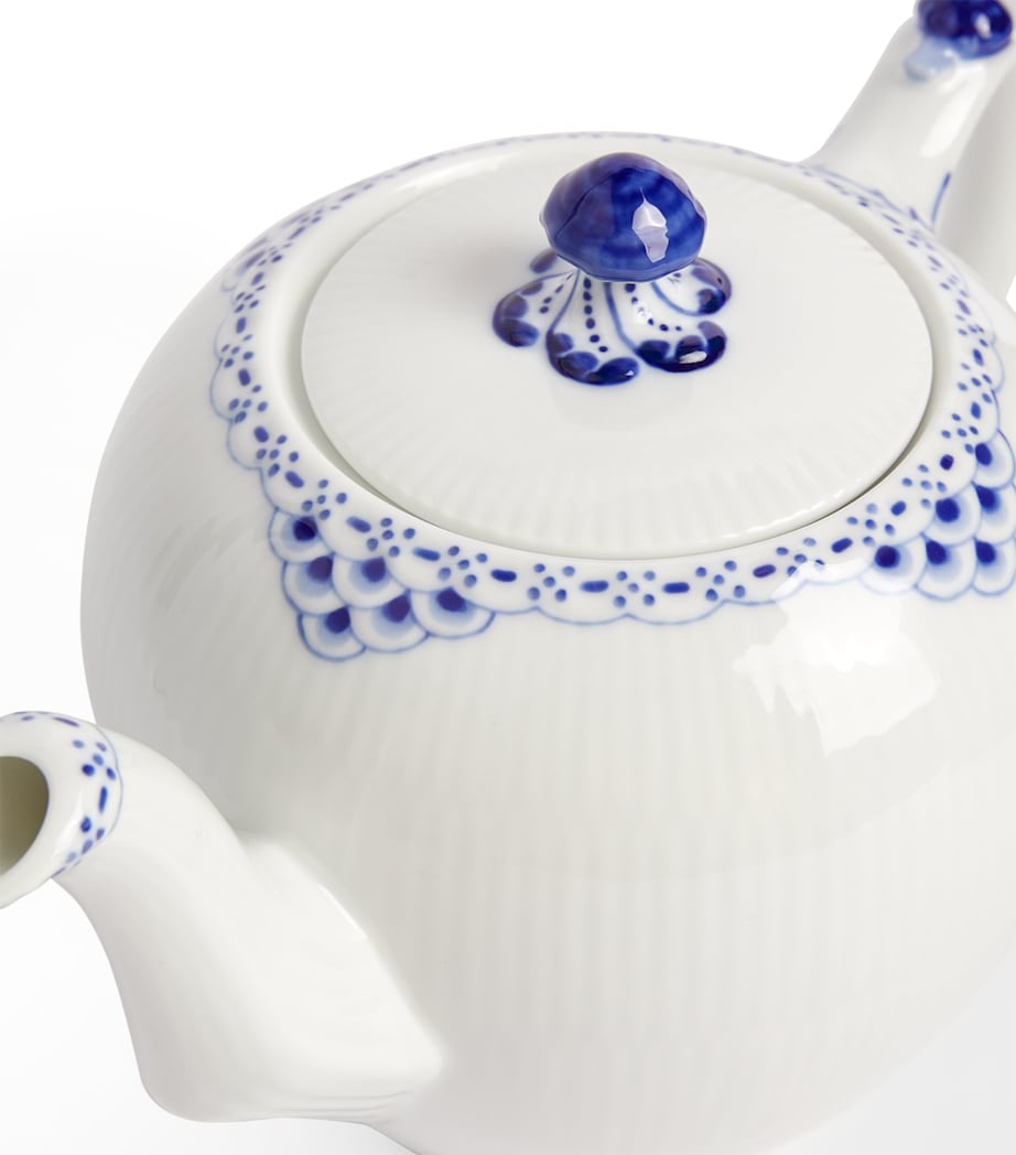 Porcelain Princess Teapot (1L) BLUE Image 3