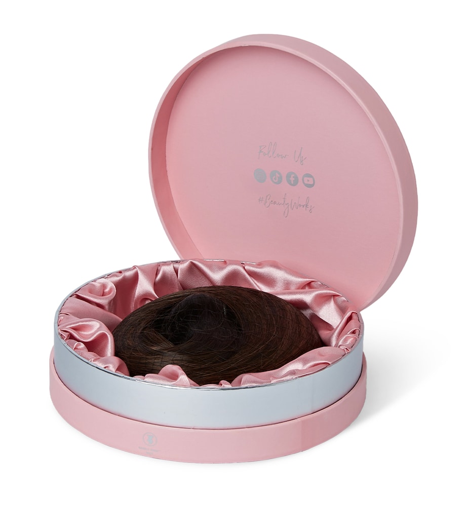 Beauty Works x Huda BARELY THERE Clip-In Hair Extensions Set (18") HONEY BLONDE Image 3