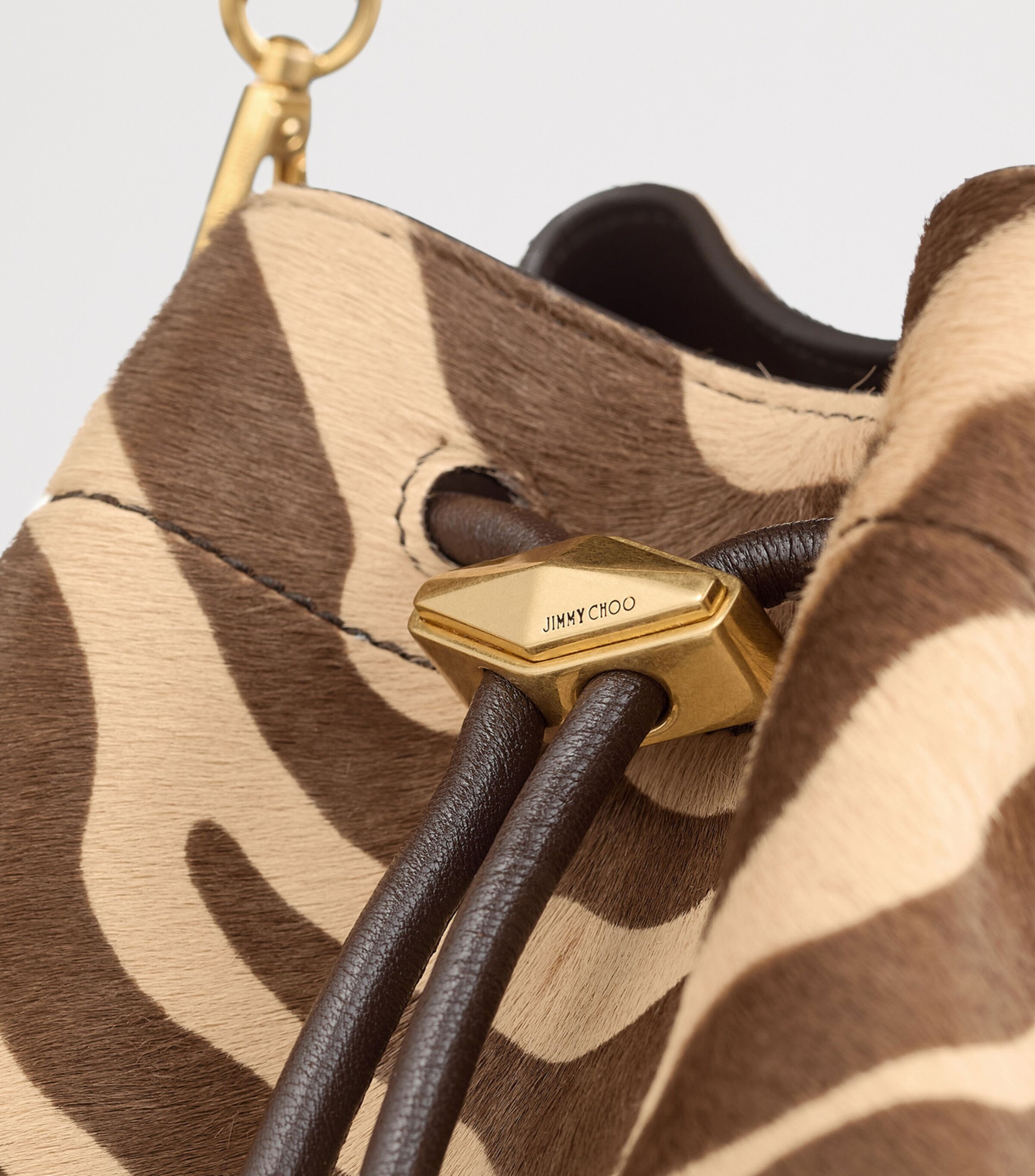 Medium Haircalf Cinch Bag NATURAL/CHOCOLATE/GO Image 3