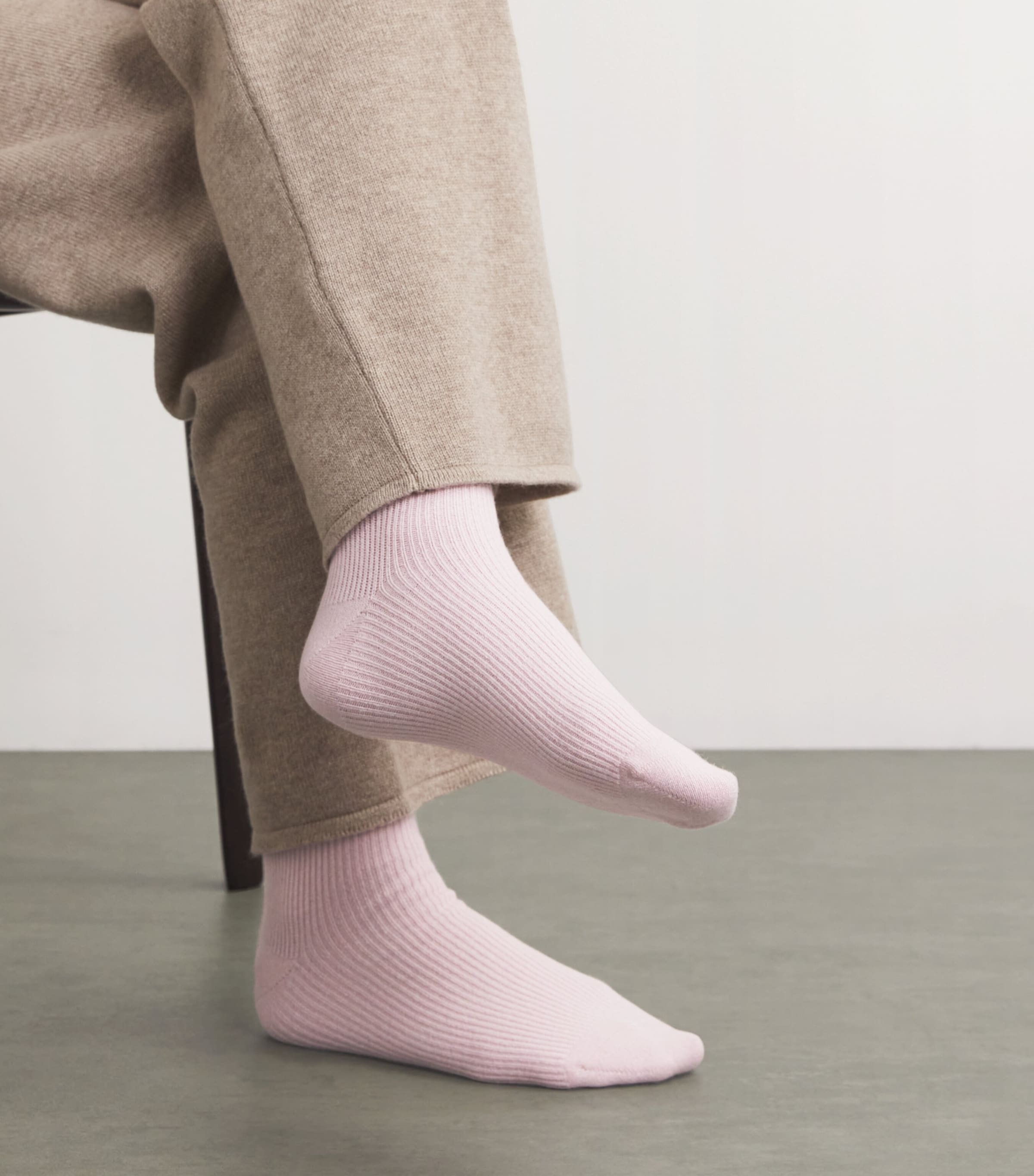 Cashmere Socks FLESH Image 2