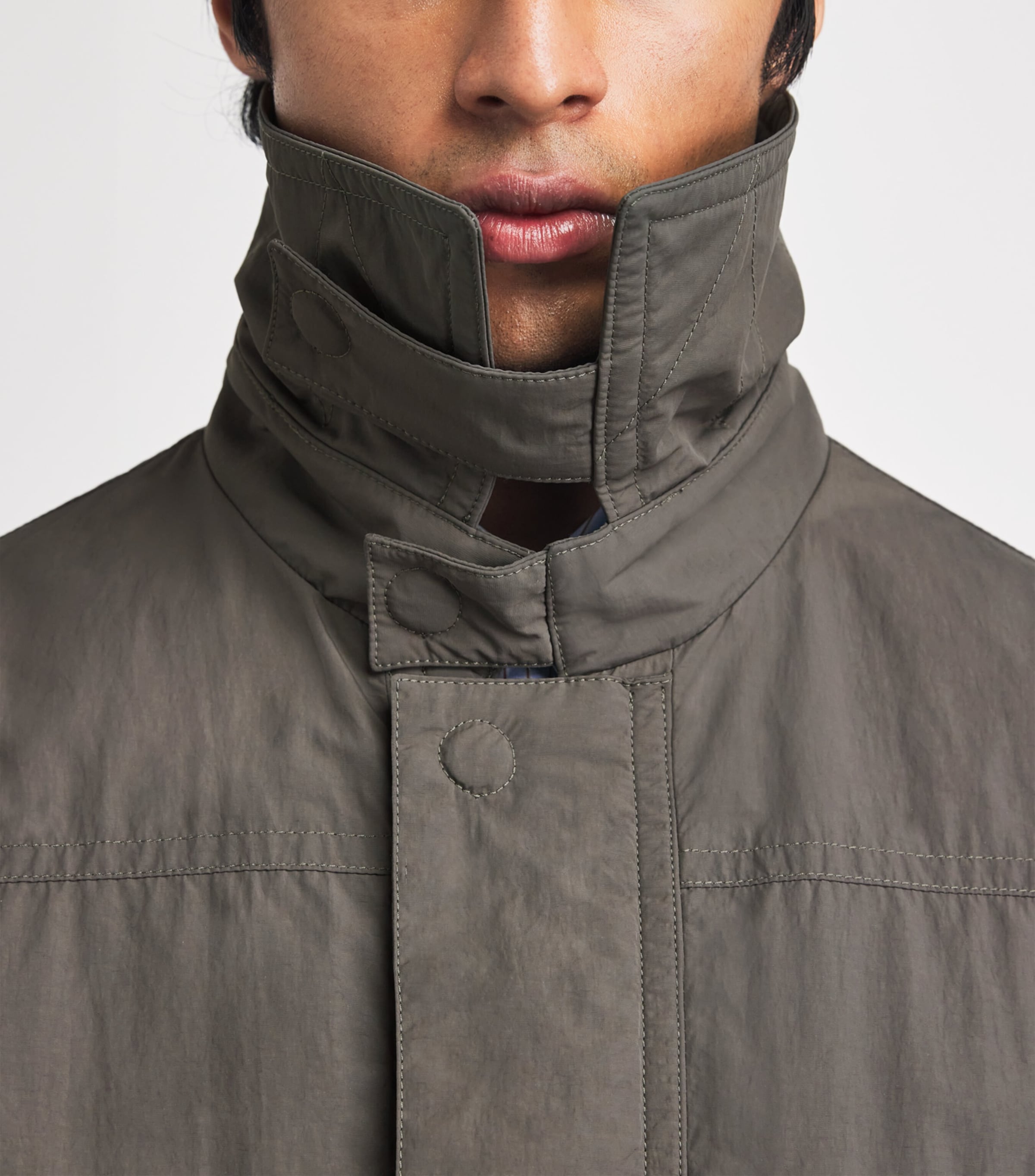 DRIES VAN NOTEN Mens Water-Repellent Hybrid Bomber Jacket Khaki Image 3