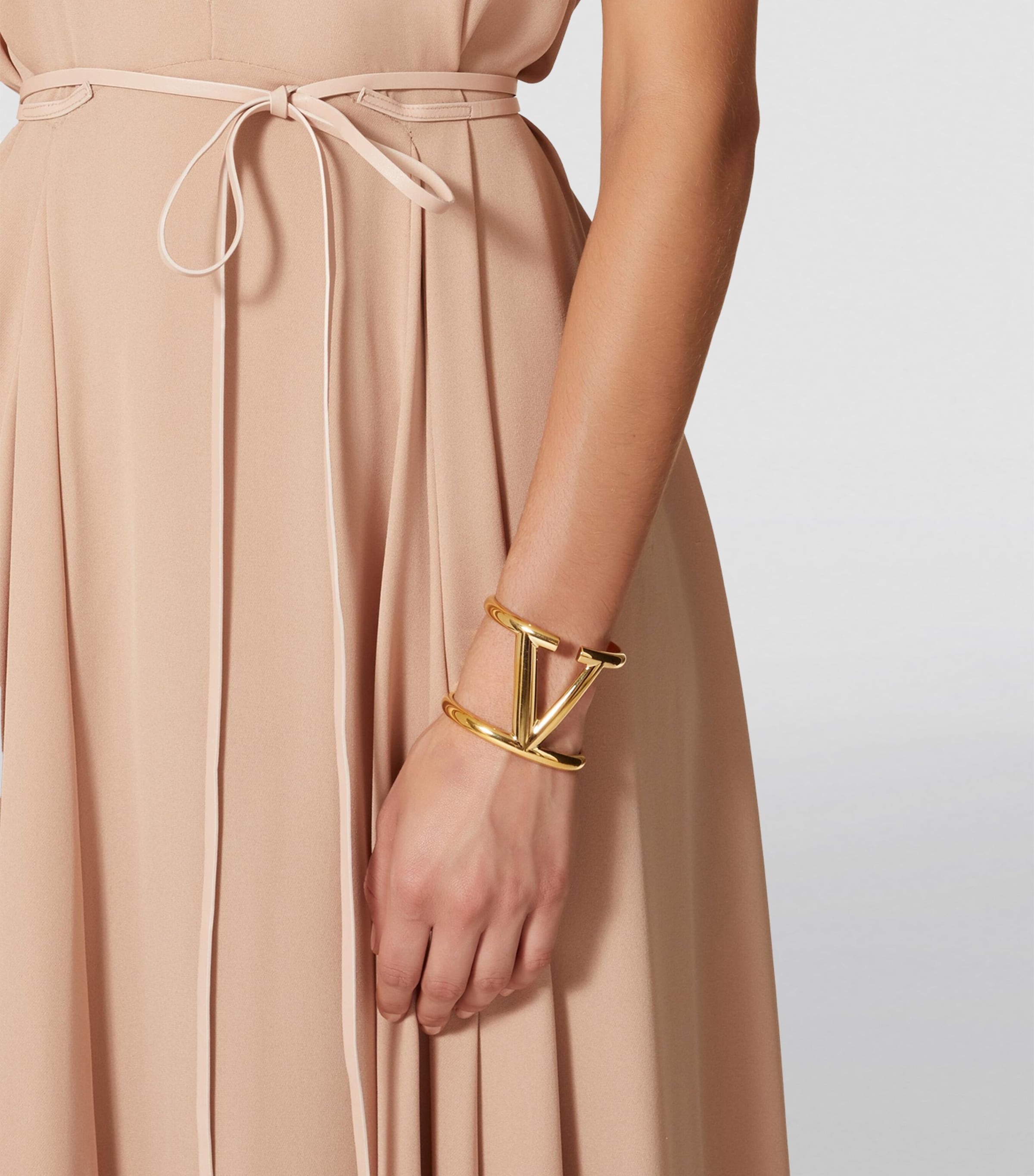 VLOGO Cuff Bracelet CS4 Image 4