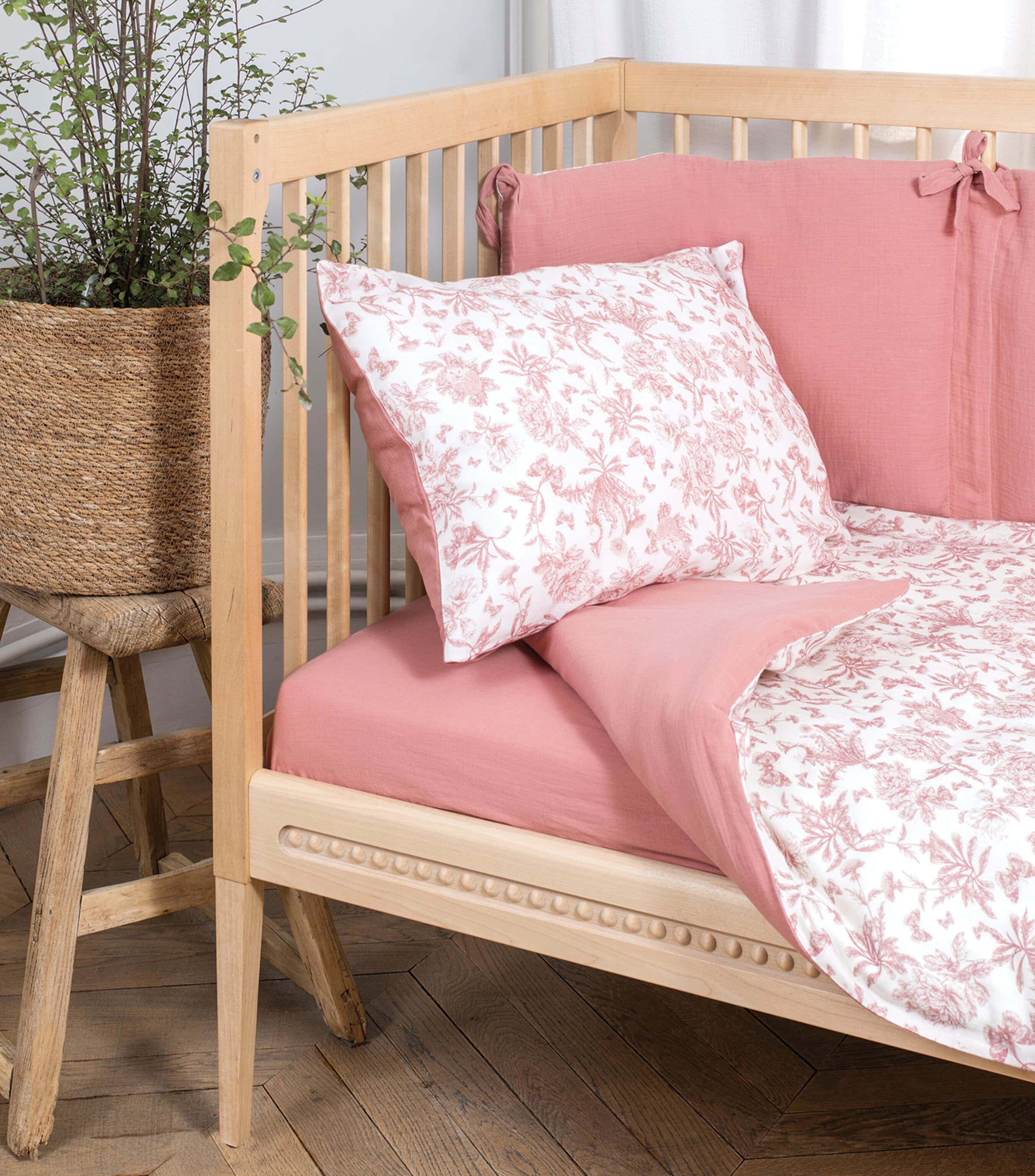 Tartine et Chocolat Toile de Jouy Print Bed Linen Set Rose Image 2
