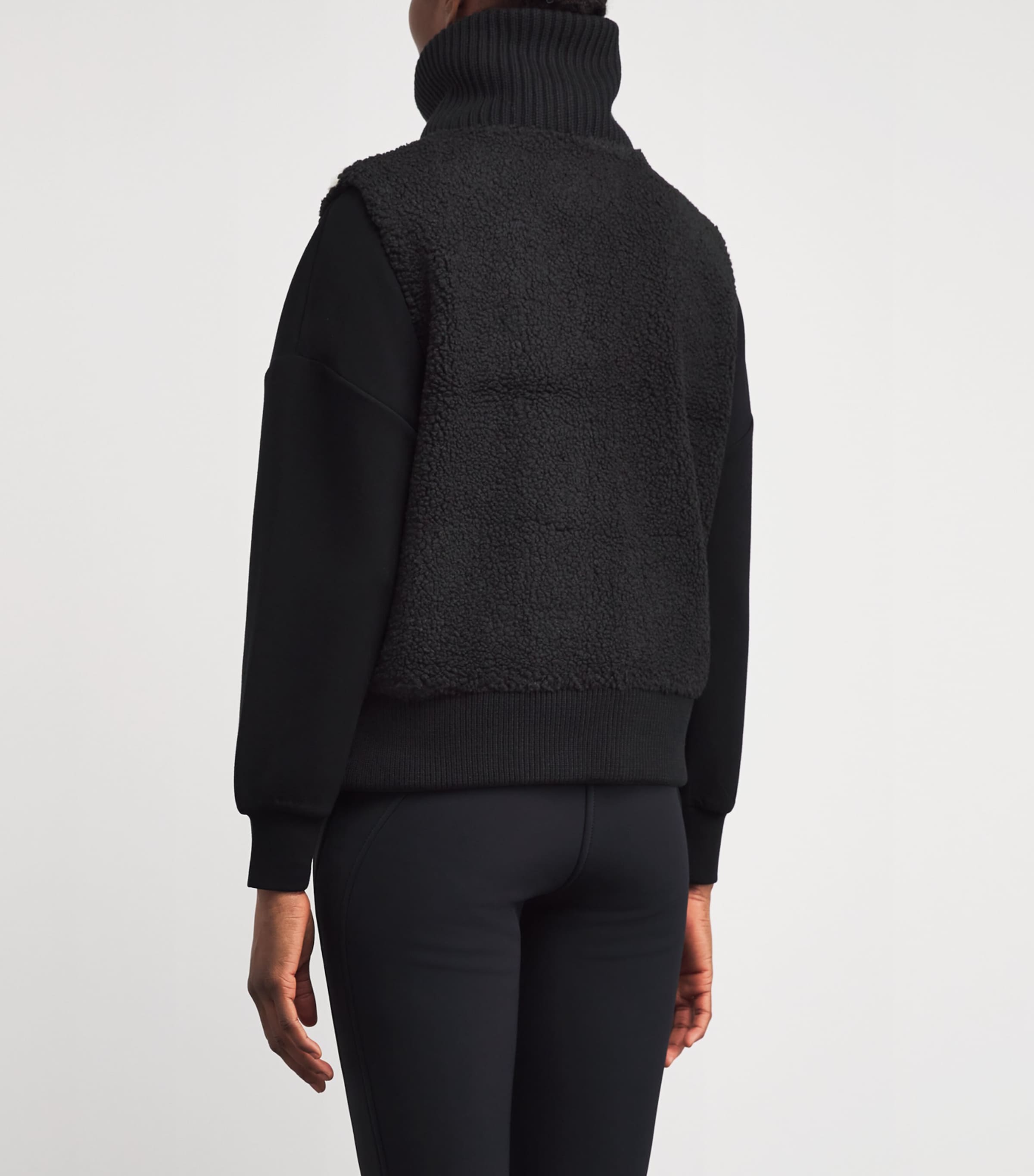 Bouclé Sherpa Caspian Gilet BLACK Image 4