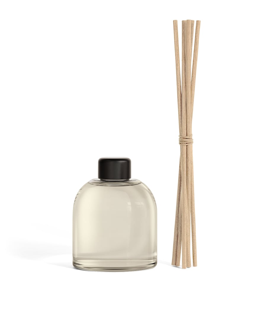 Lalique La Muse Diffuser Refill (250ml) Image 1