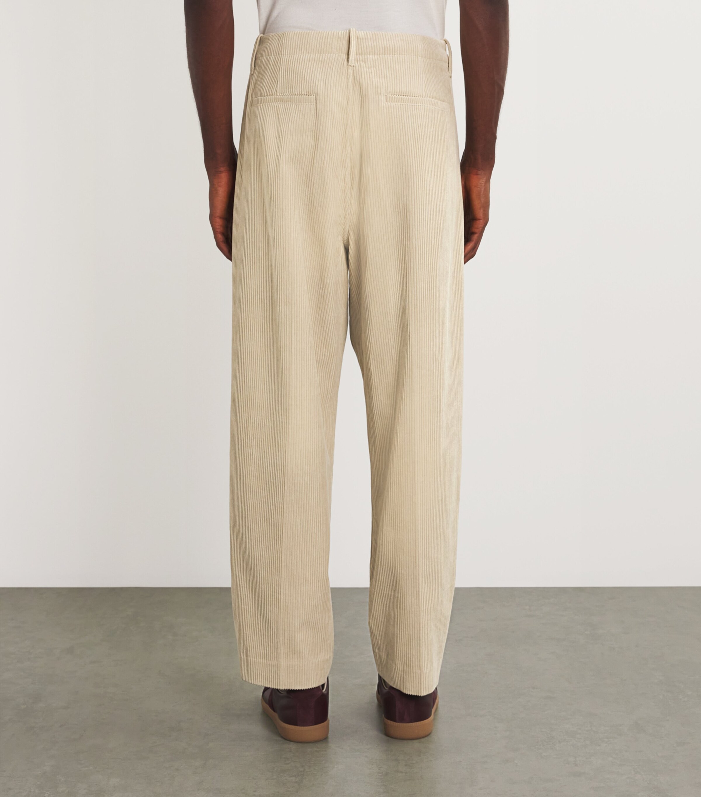 FRAME Mens Corduroy Pleated Tapered Trousers Dove Image 4