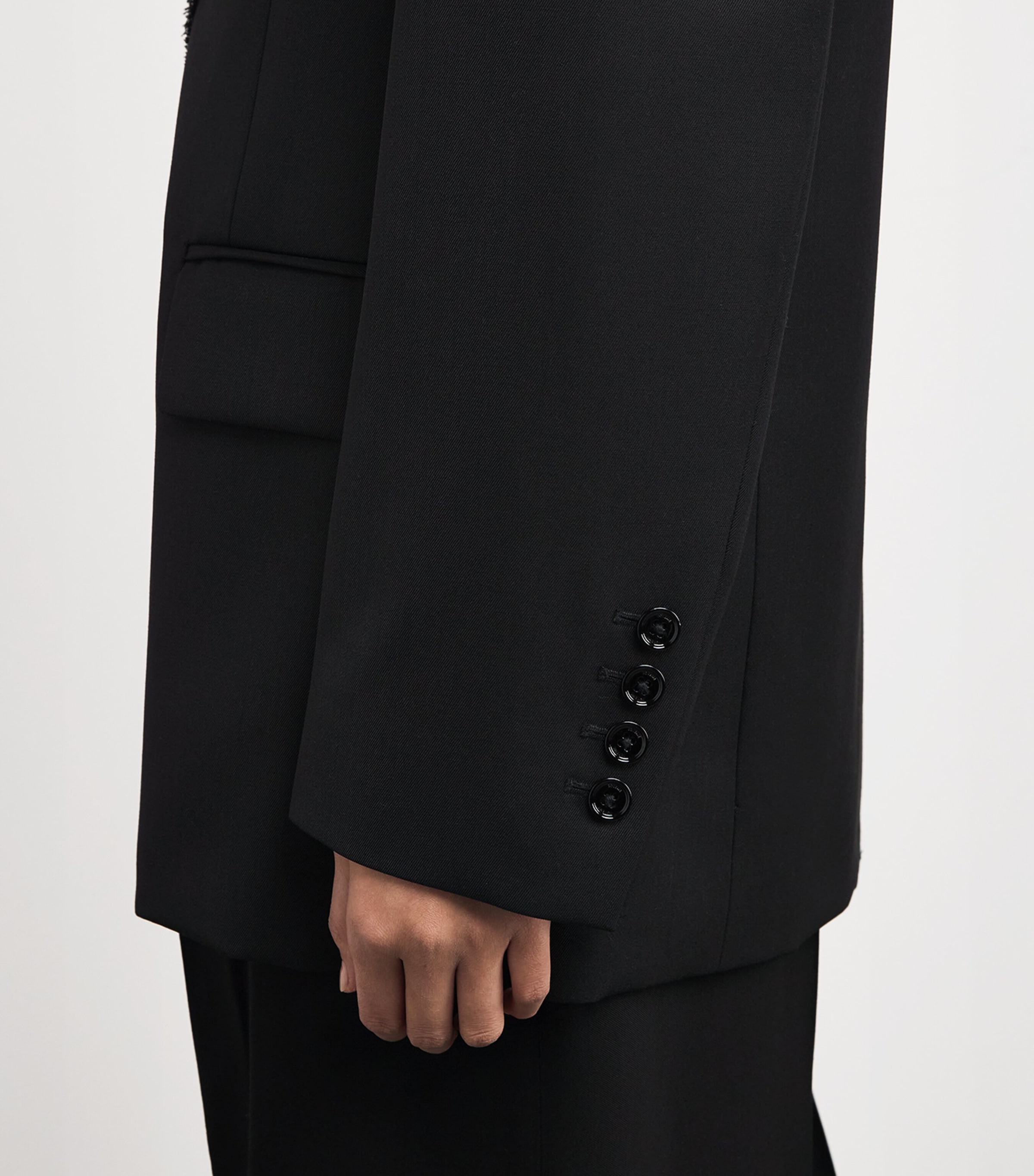 【関税込み】TOTEME ブラック Raw Lapel テーラードジャケット Toteme Raw Lapel Jacket | Liberty