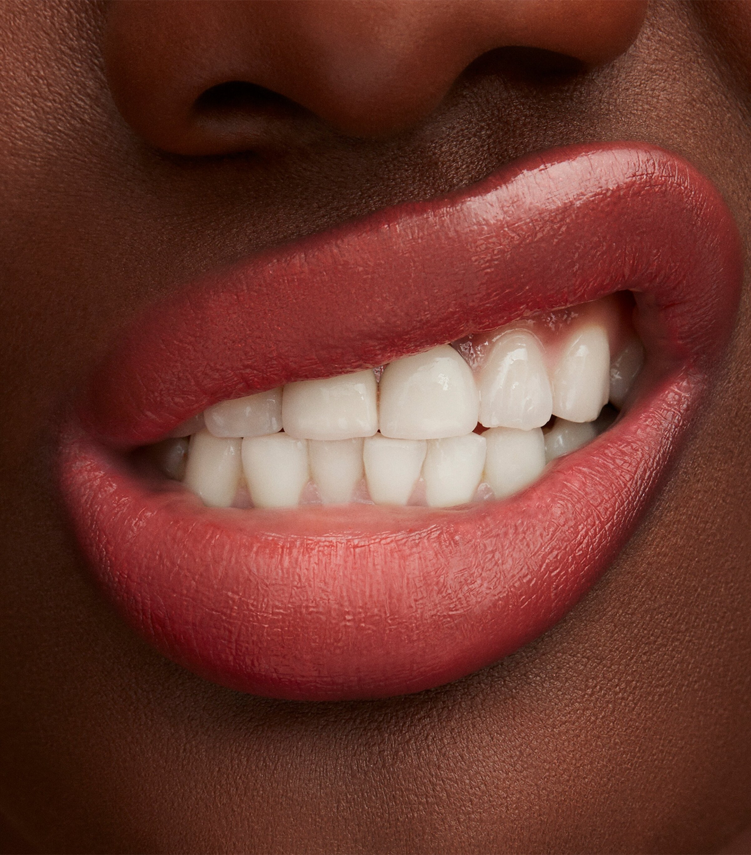 Lustreglass Sheer-Shine Lipstick BUSINESS CASUAL Image 8