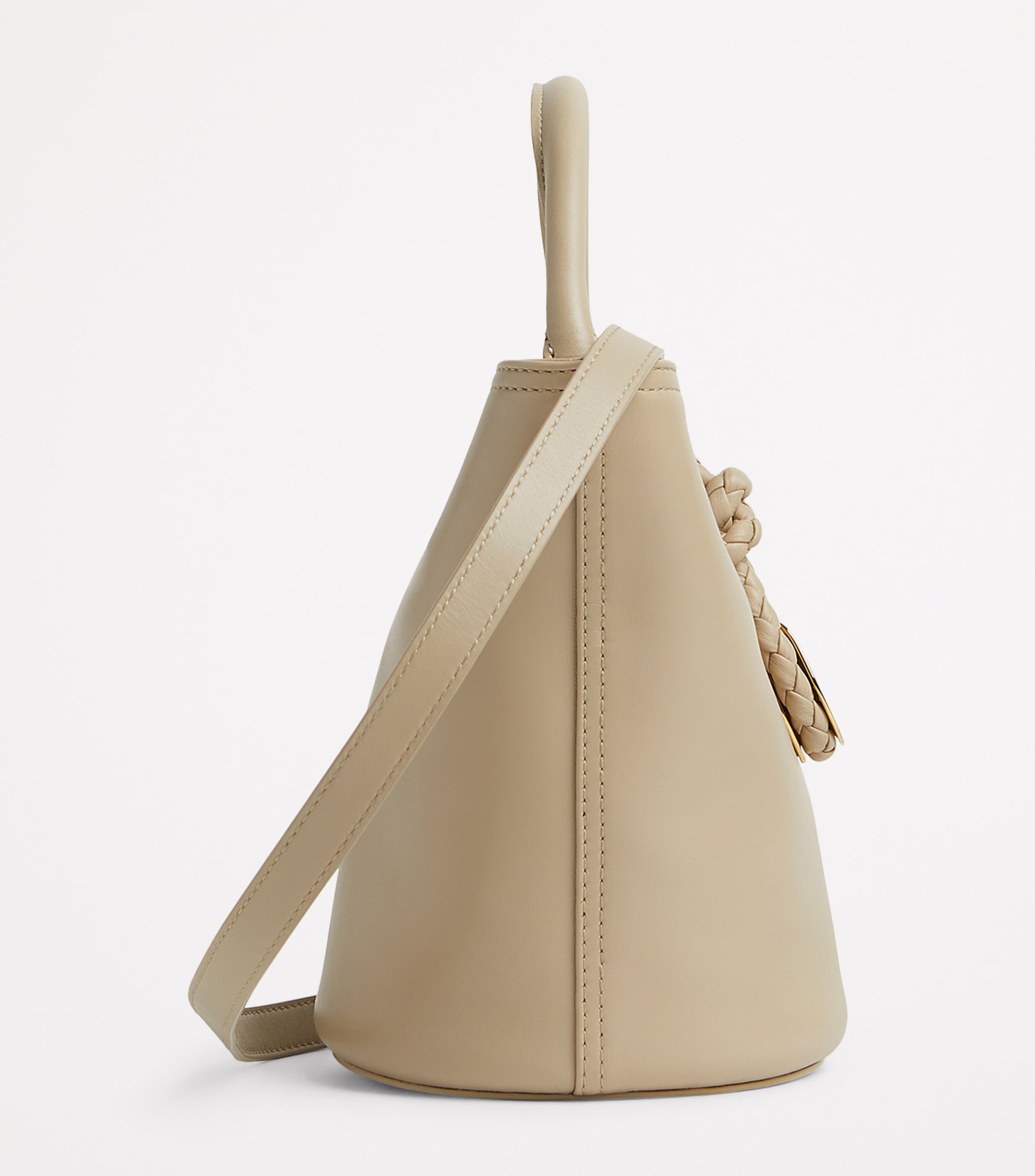 Bottega Veneta Small Leather Liberta Bucket Bag Image 3