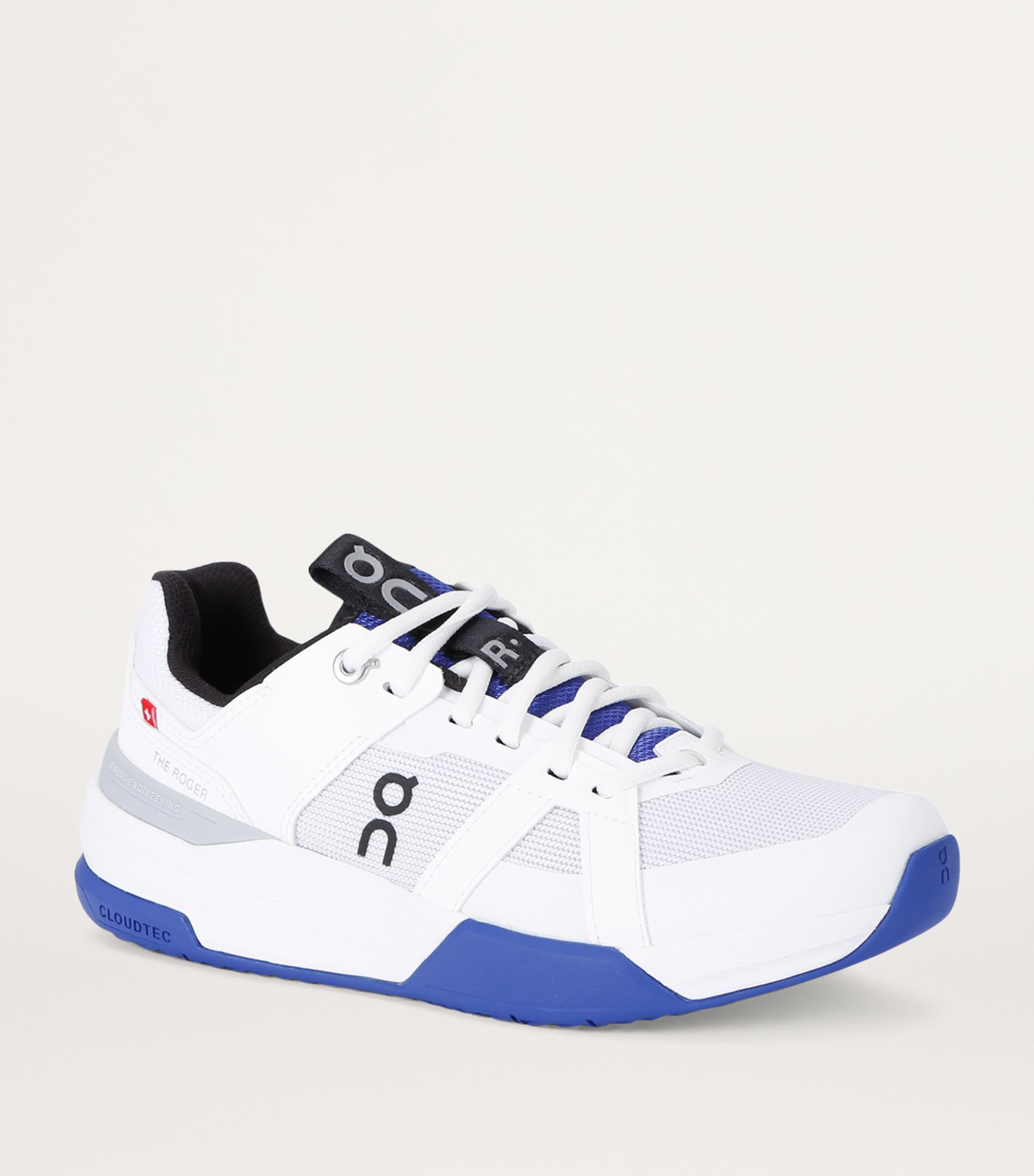 On THE ROGER Clubhouse Pro Youth Trainers White Image 3