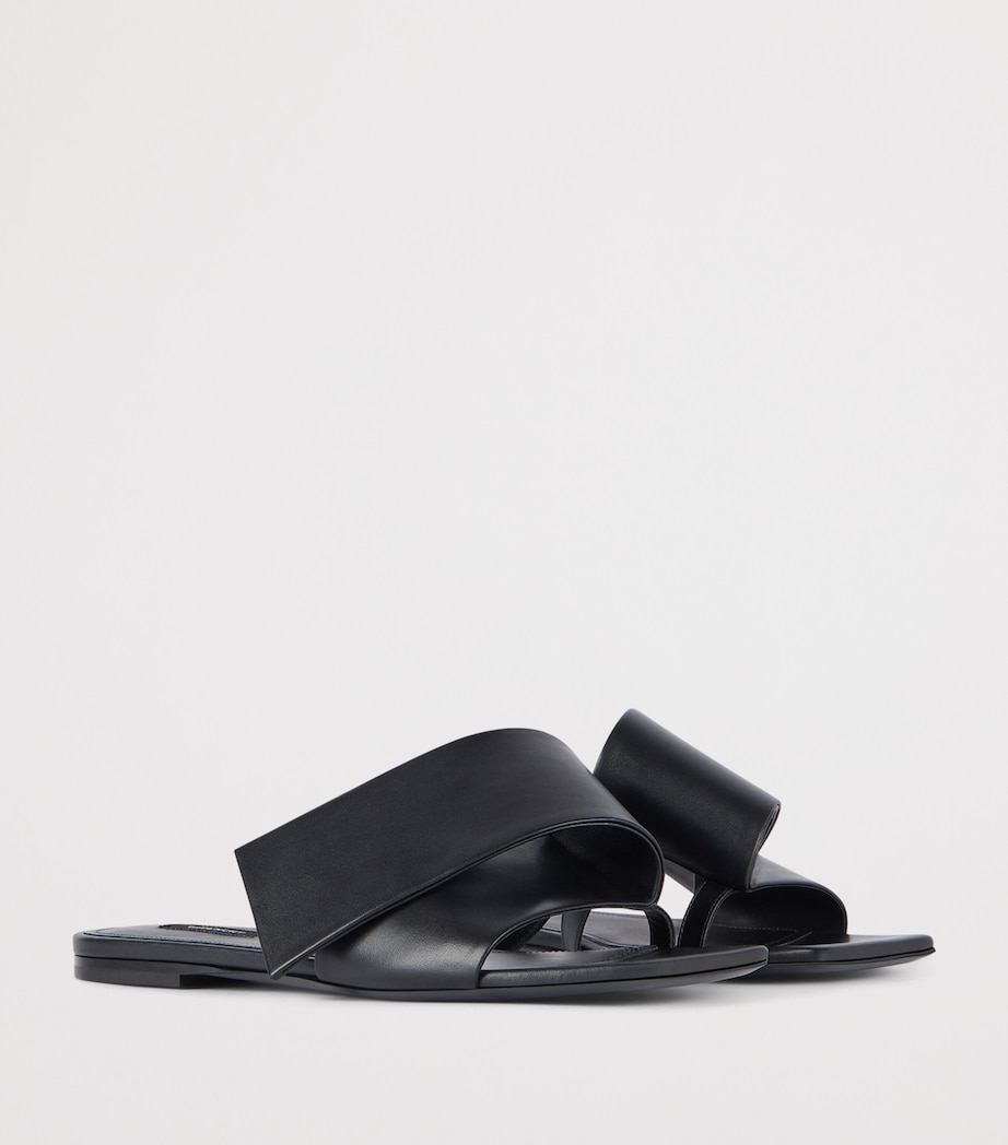 Leather Twisted Ribbon Sandals BLACK Image 2