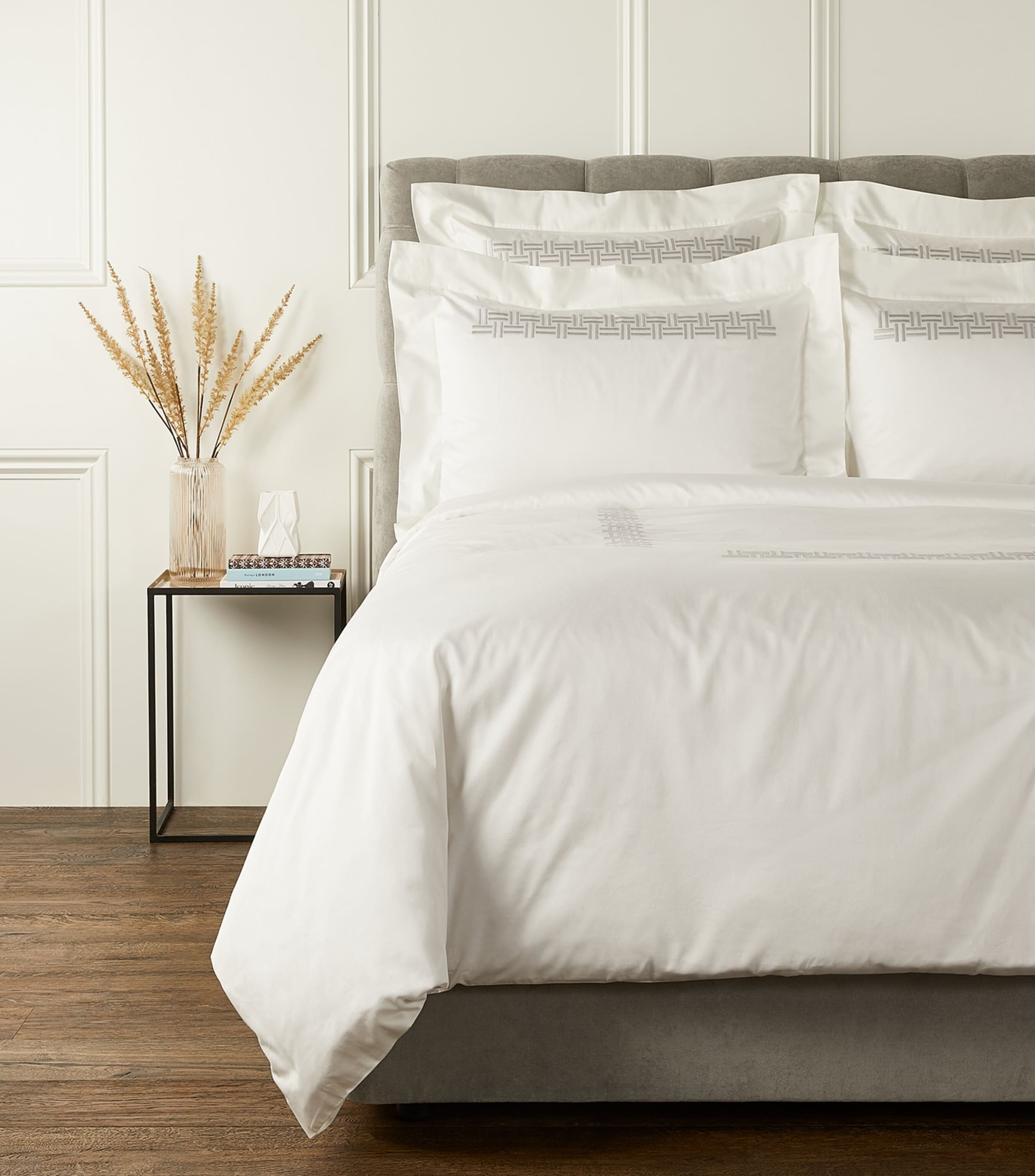 Frette Basketweave Square Pillowcase In Neutral