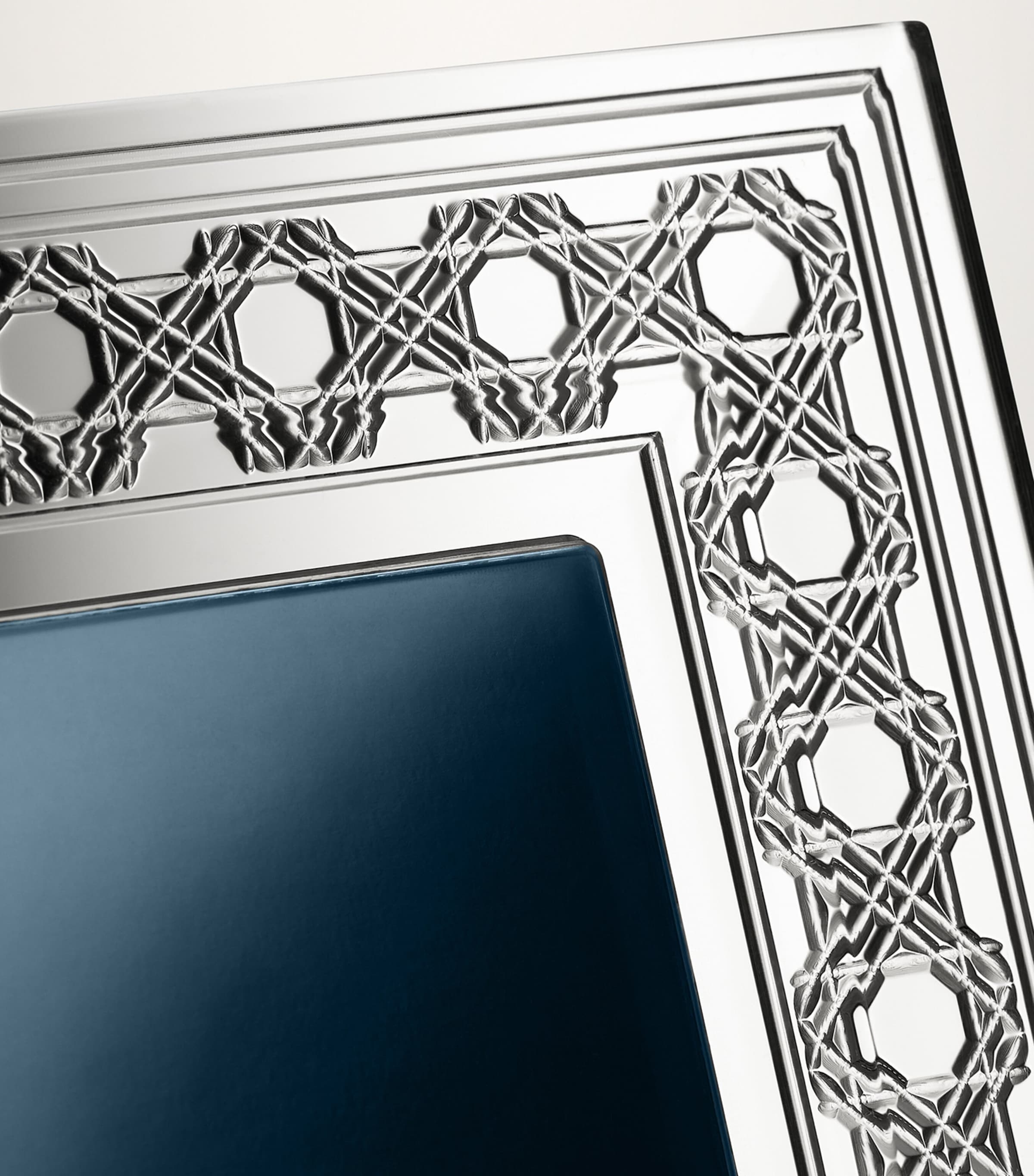 Waterford Crystal Opulence Photo Frame (25cm x 19cm) Clear Image 4