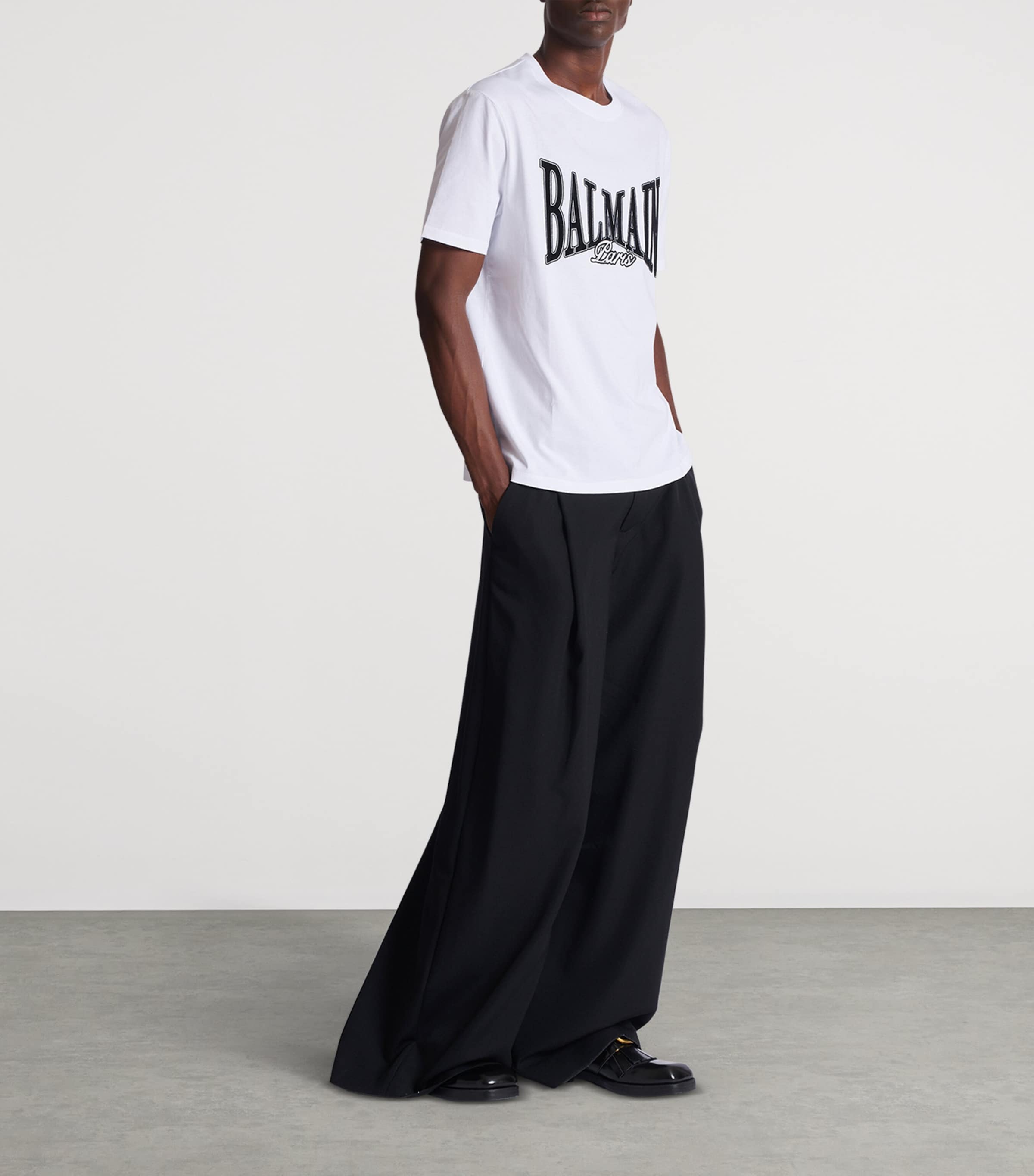 Balmain Mens Cotton Flocked Logo T-Shirt Gab Blanc/noir Image 4